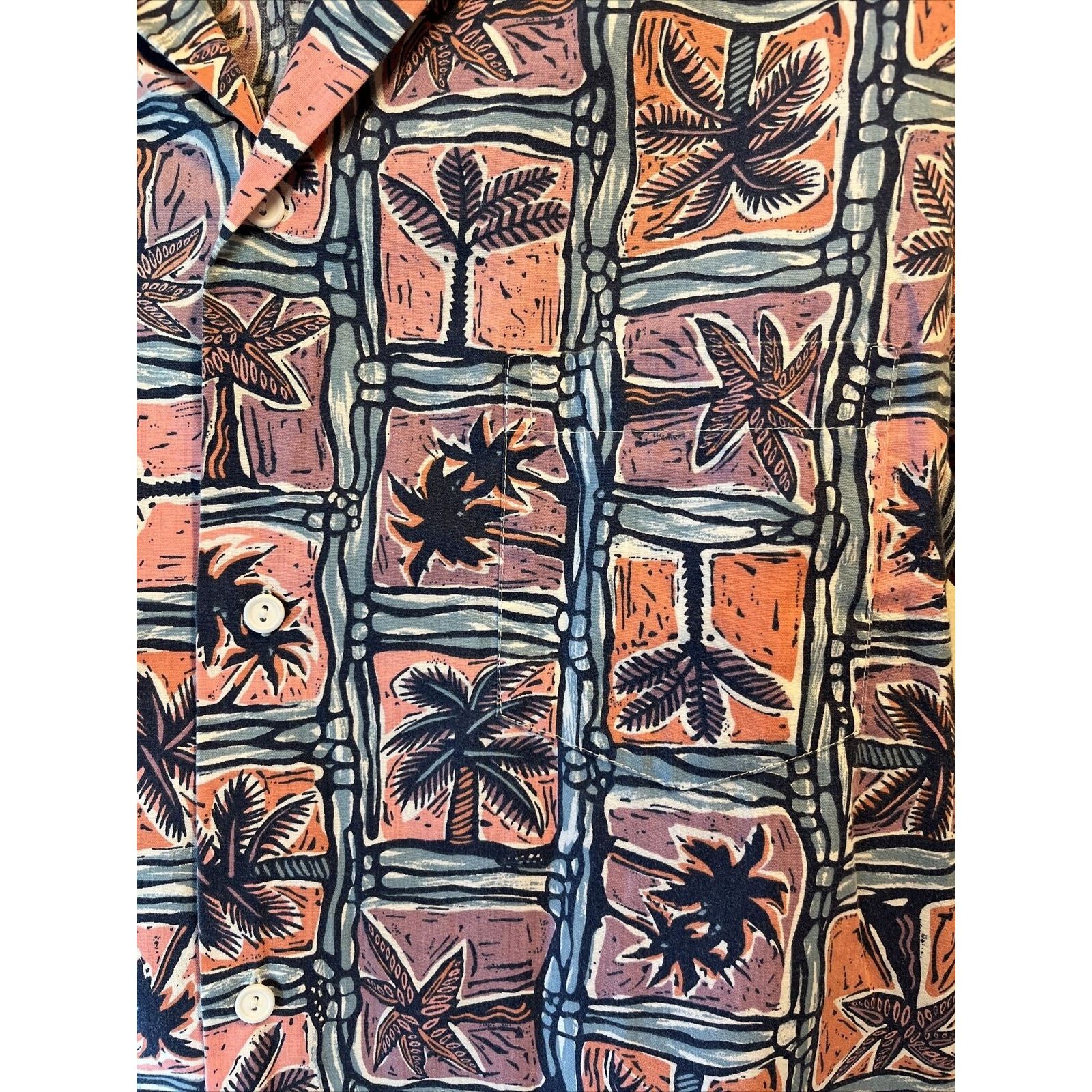Other Malihini Men’s L Red Palm Button Cotton Blend Hawaiian Shirt Size US L / EU 52-54 / 3 - 7 Thumbnail