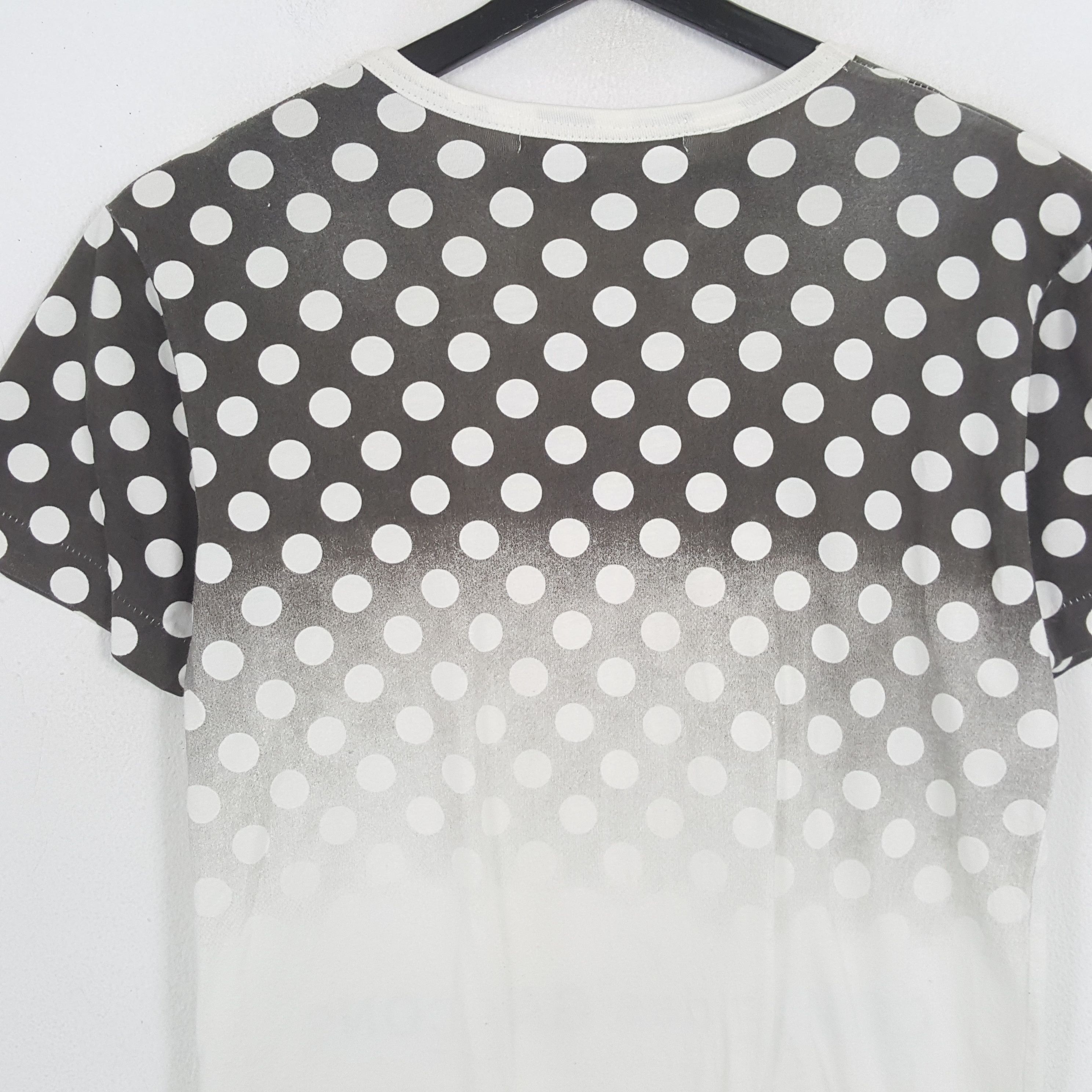 Comme des Garcons PLAY COMME DES GARCONS PLAY Japanese Brand Designer Tshirt Size US M / EU 48-50 / 2 - 4 Thumbnail