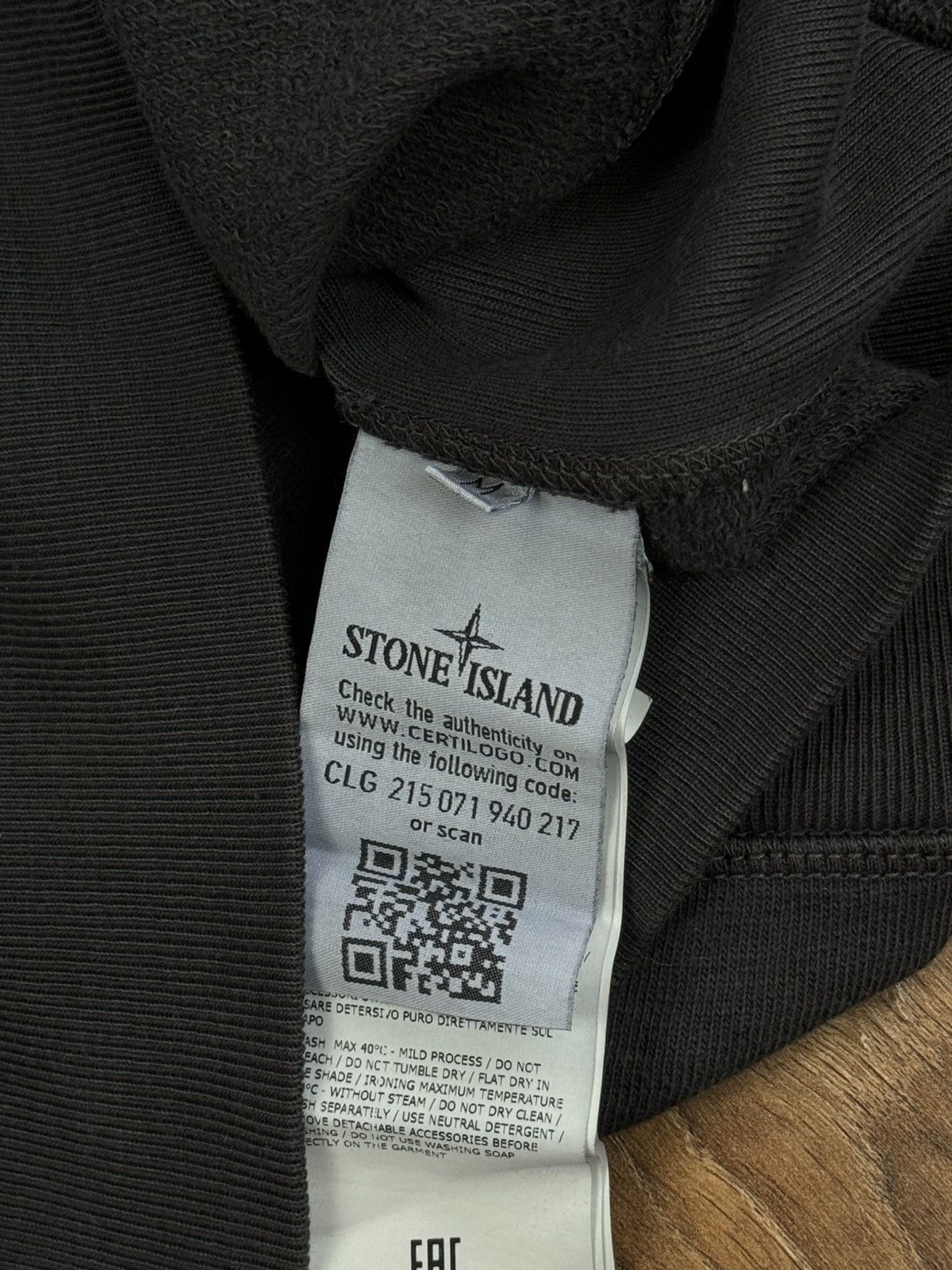 Stone Island Crewneck Stone Island original casual streetwear item Size US M / EU 48-50 / 2 - 4 Thumbnail