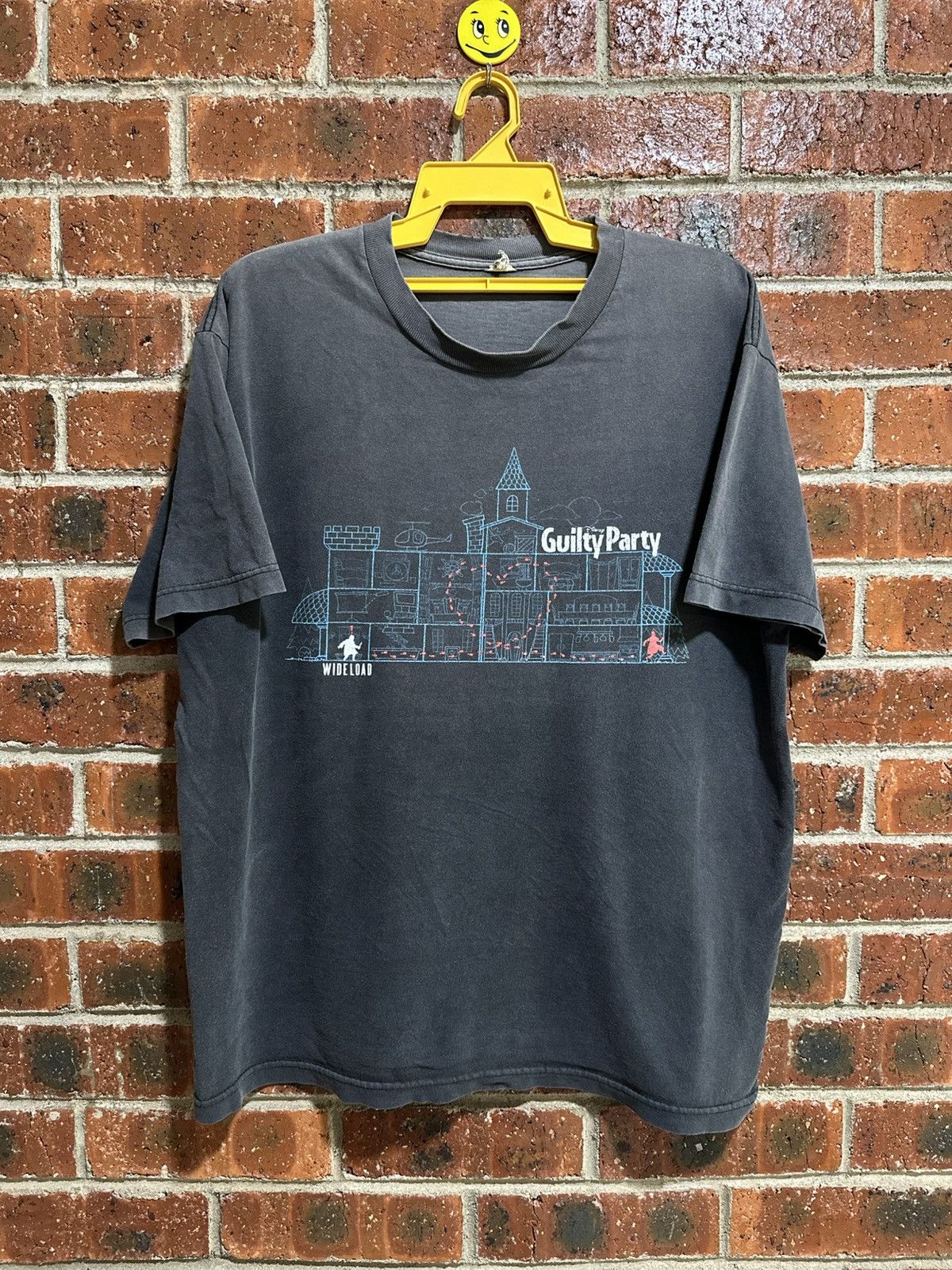 Disney Thrashed Vintage Disney Guilty Party Distressed Tee Size US XL / EU 56 / 4 - 1 Thumbnail