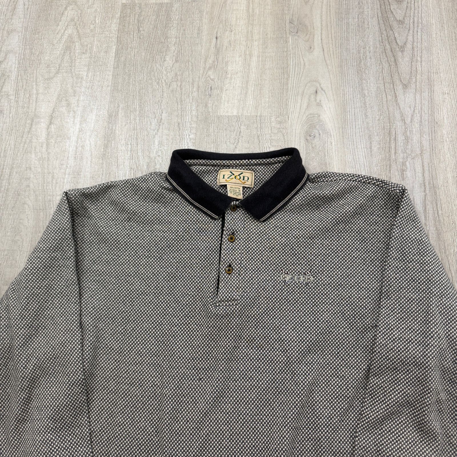 Vintage Vintage Izod Rugby Polo Shirt Mens Medium Black Geometric Size US M / EU 48-50 / 2 - 2 Thumbnail