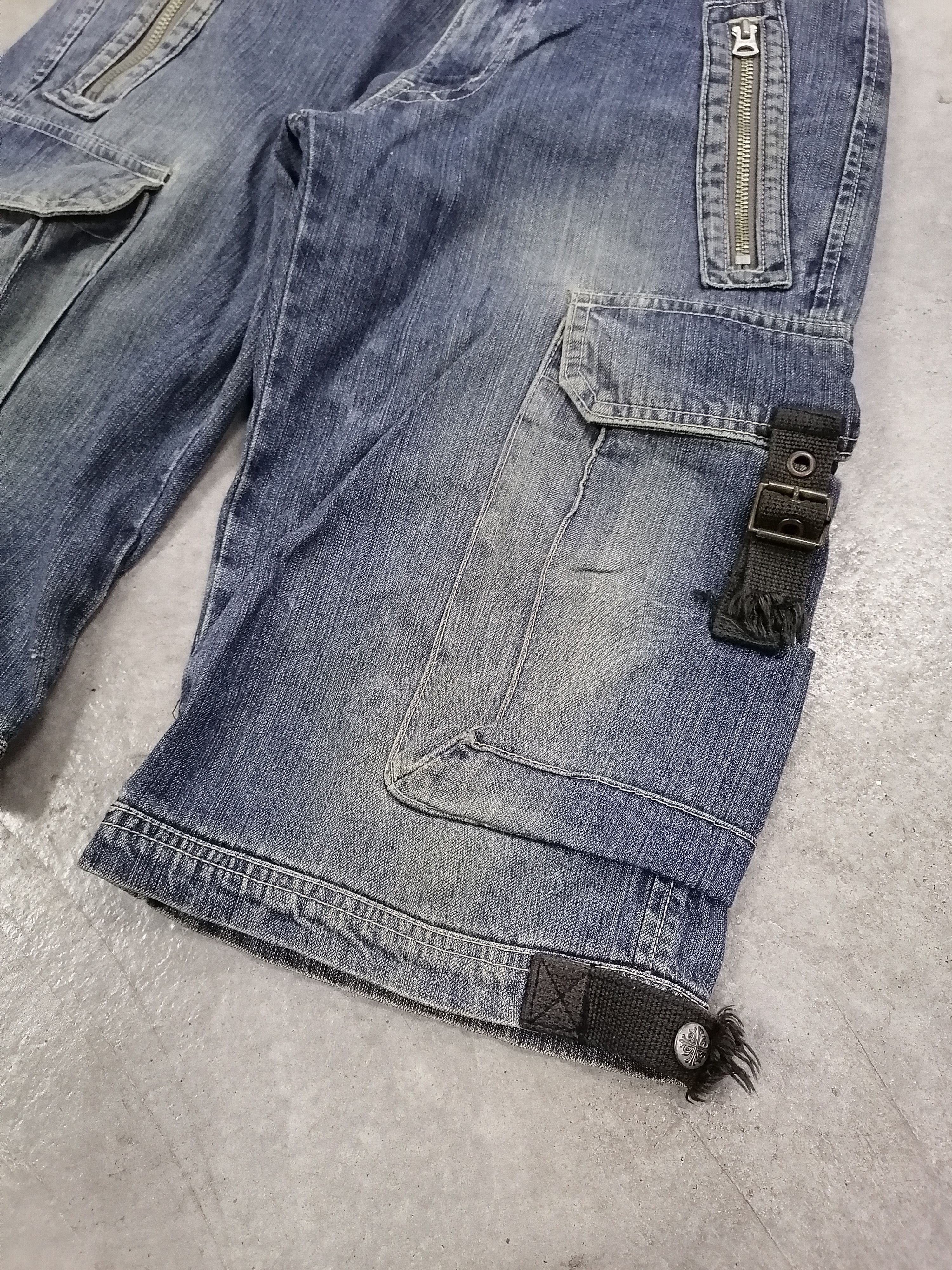 Japanese Brand Surplus Cargo Distressed Denim Short Pants Size US 30 / EU 46 - 3 Thumbnail