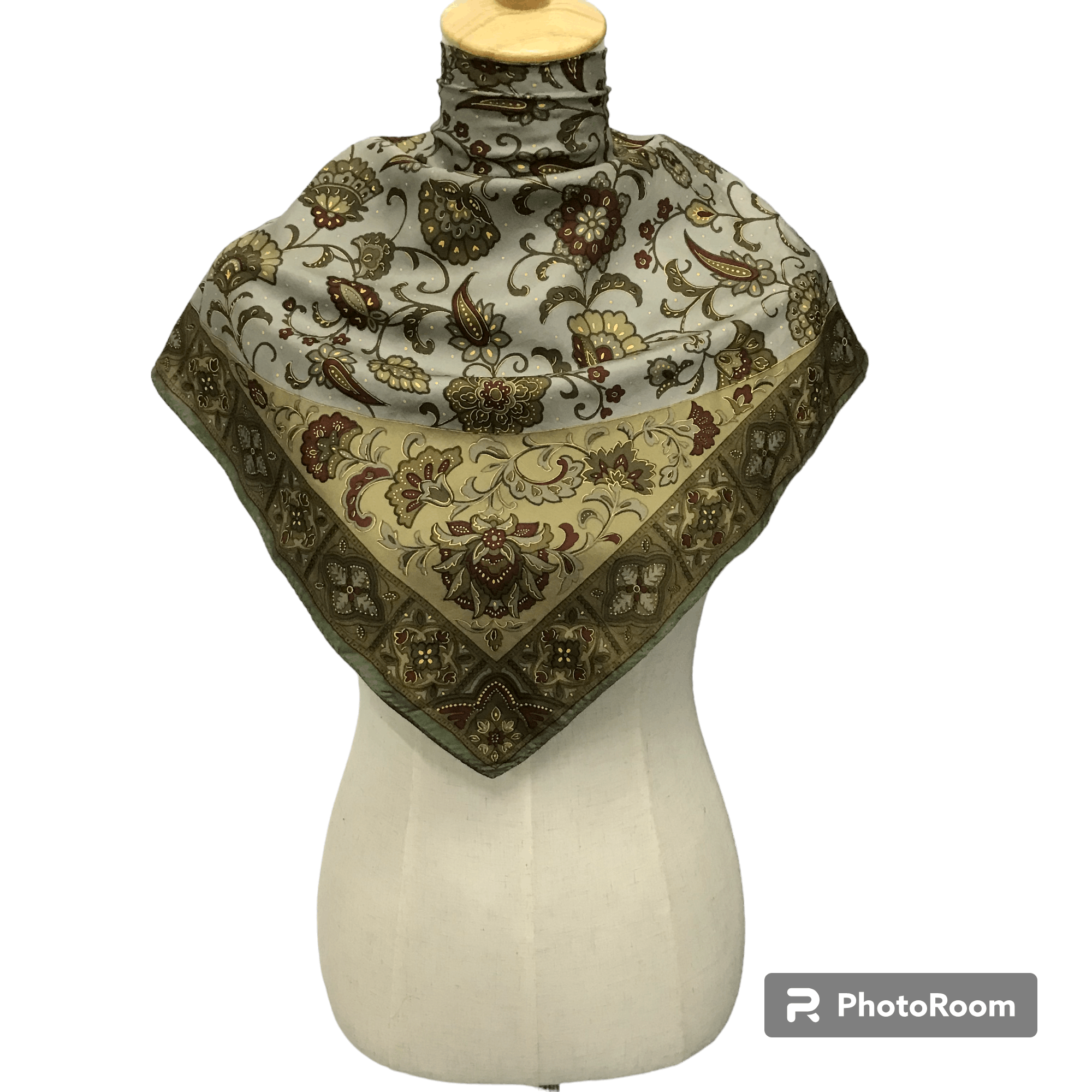 Japanese Brand Luxury Floral Design Silk Scarf M248 Size ONE SIZE - 1 Thumbnail