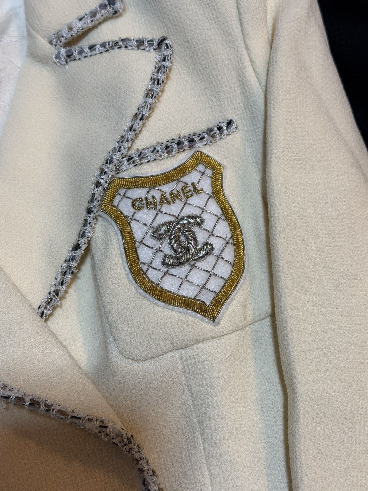 Chanel 2005 Rare Chanel “The Devil Wears Prada” Wool Jacket Size M / US 6-8 / IT 42-44 - 3 Thumbnail
