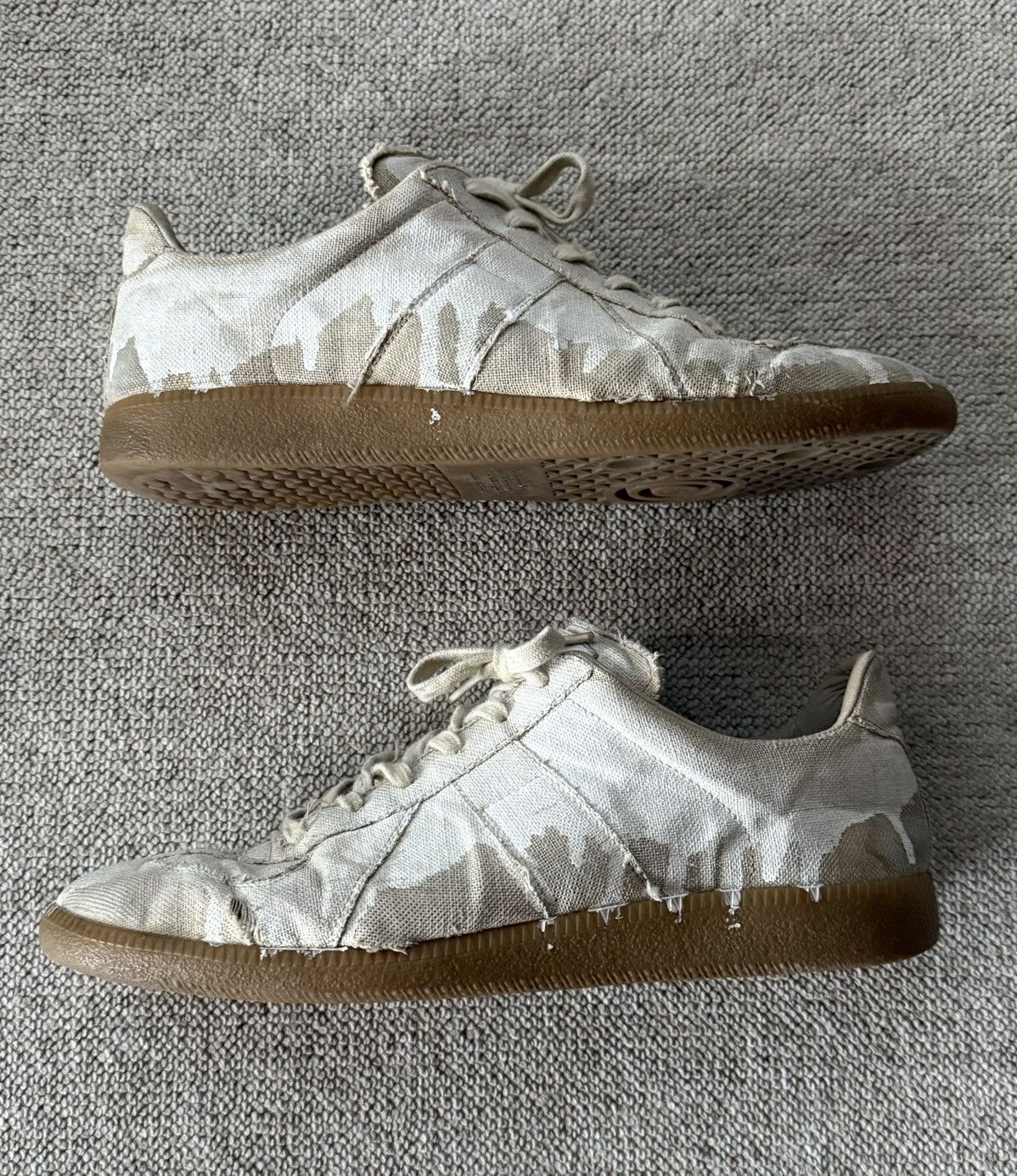 Maison Margiela Maison Margiela Replica Gats Distressed Size US 12 / EU 45 - 2 Thumbnail