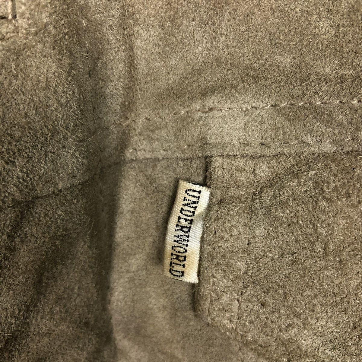 Japanese Brand VINTAGE GENUINE LEATHER BIKER JACKET UNDERWORLD ISSEYMIYAKE Size US L / EU 52-54 / 3 - 16 Thumbnail
