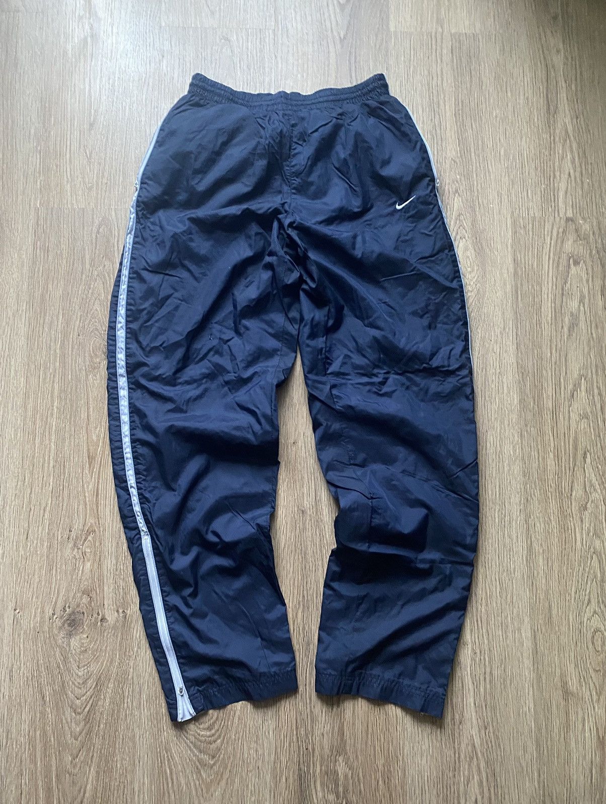 Nike × Vintage Vintage Nike Y2K 00’s drill nylon streetwear sweatpants. 🔥🔥 Size US 32 / EU 48 - 1 Thumbnail