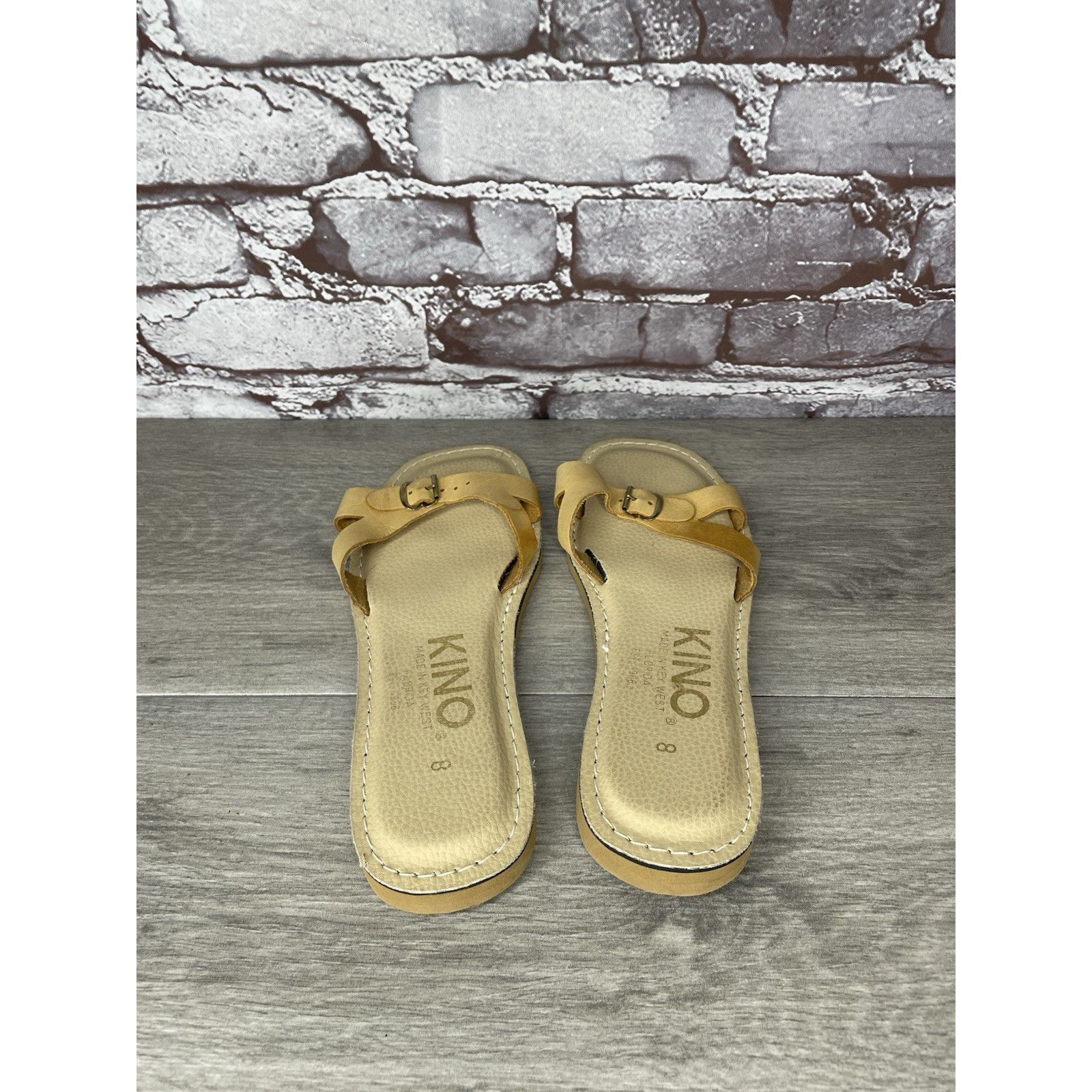 Other KINO Tan Yellow Slides Buckle Strap Cushion Comfort Sandals Size US 8 / IT 38 - 5 Thumbnail