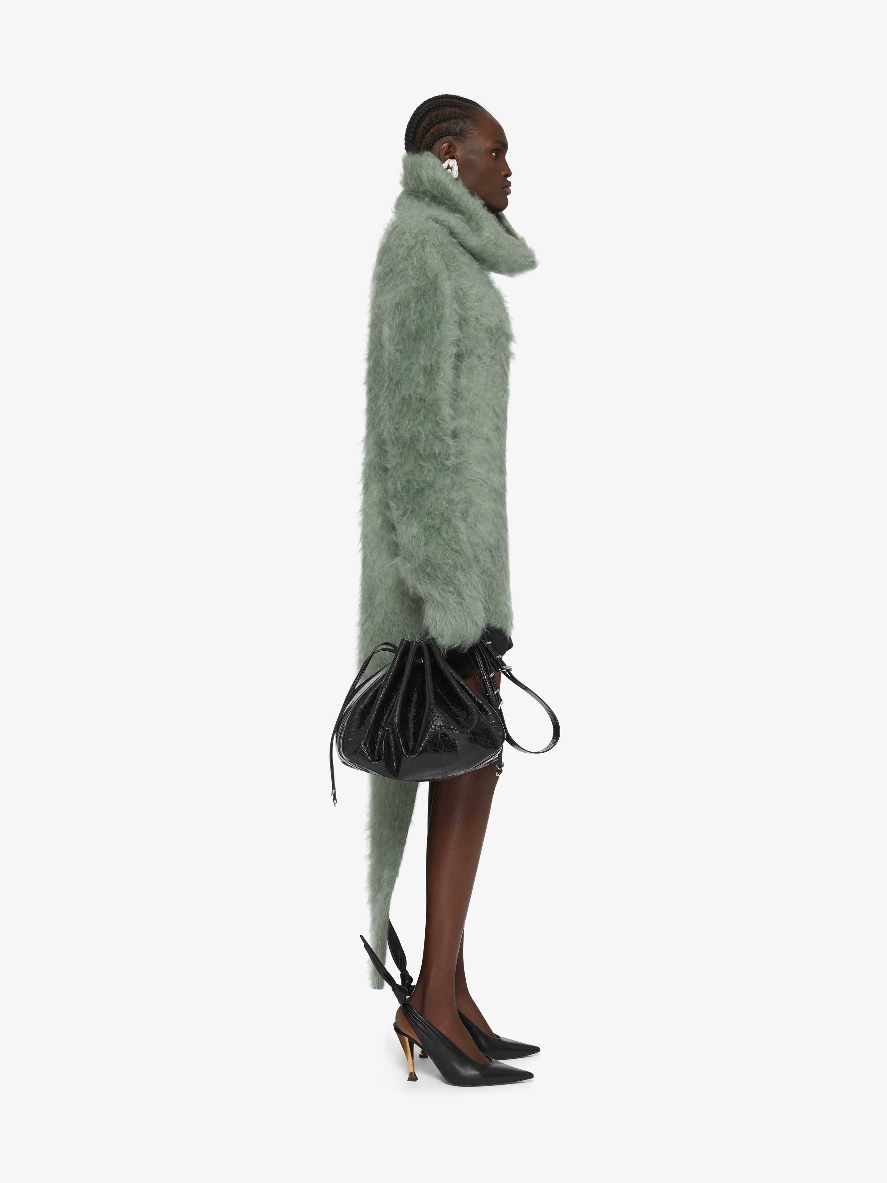 Givenchy o1w1db10825 High Neck Sweater With Calf Length Back Green Size XS / US 0-2 / IT 36-38 - 3 Thumbnail