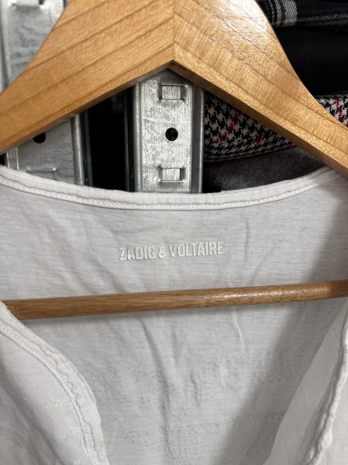 Zadig & Voltaire Zadig & Voltaire T-Shirt Rhinestone Logo Short Sleeve Top Size M / US 6-8 / IT 42-44 - 3 Thumbnail