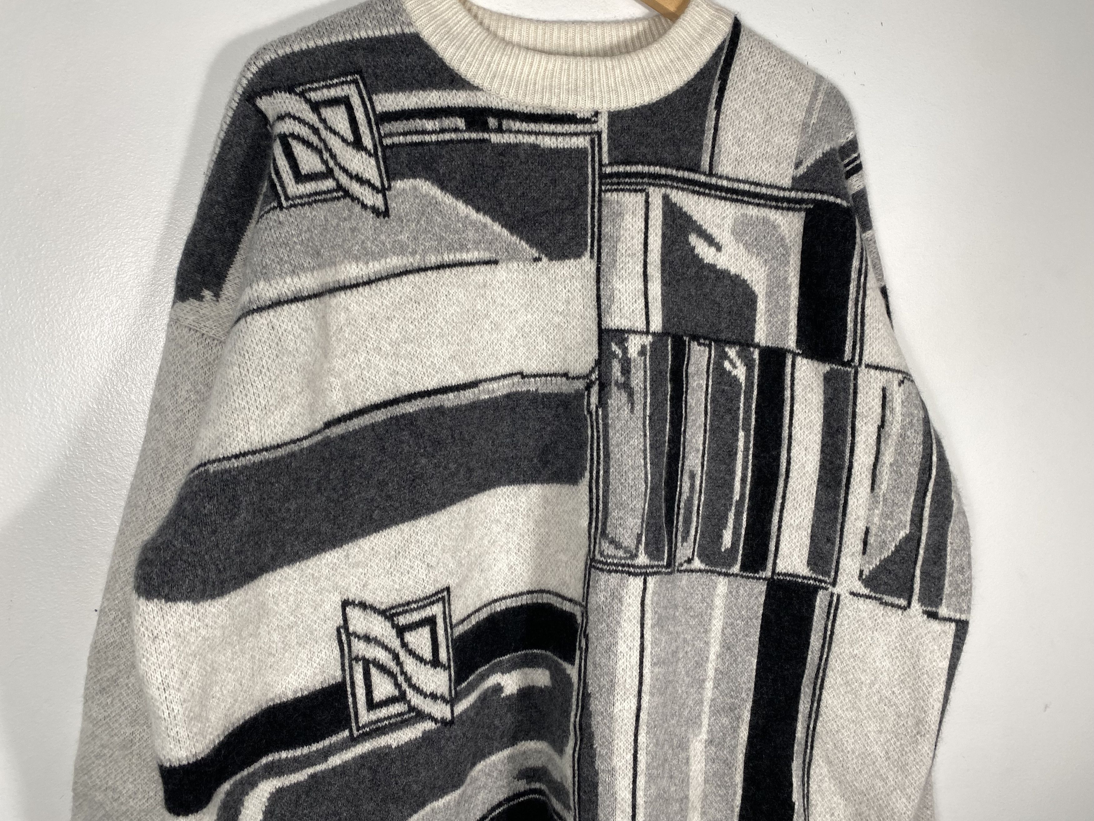WE11DONE WE11DONE Ivory Flat Chain Graphic Jacquard Sweater Size US L / EU 52-54 / 3 - 3 Thumbnail