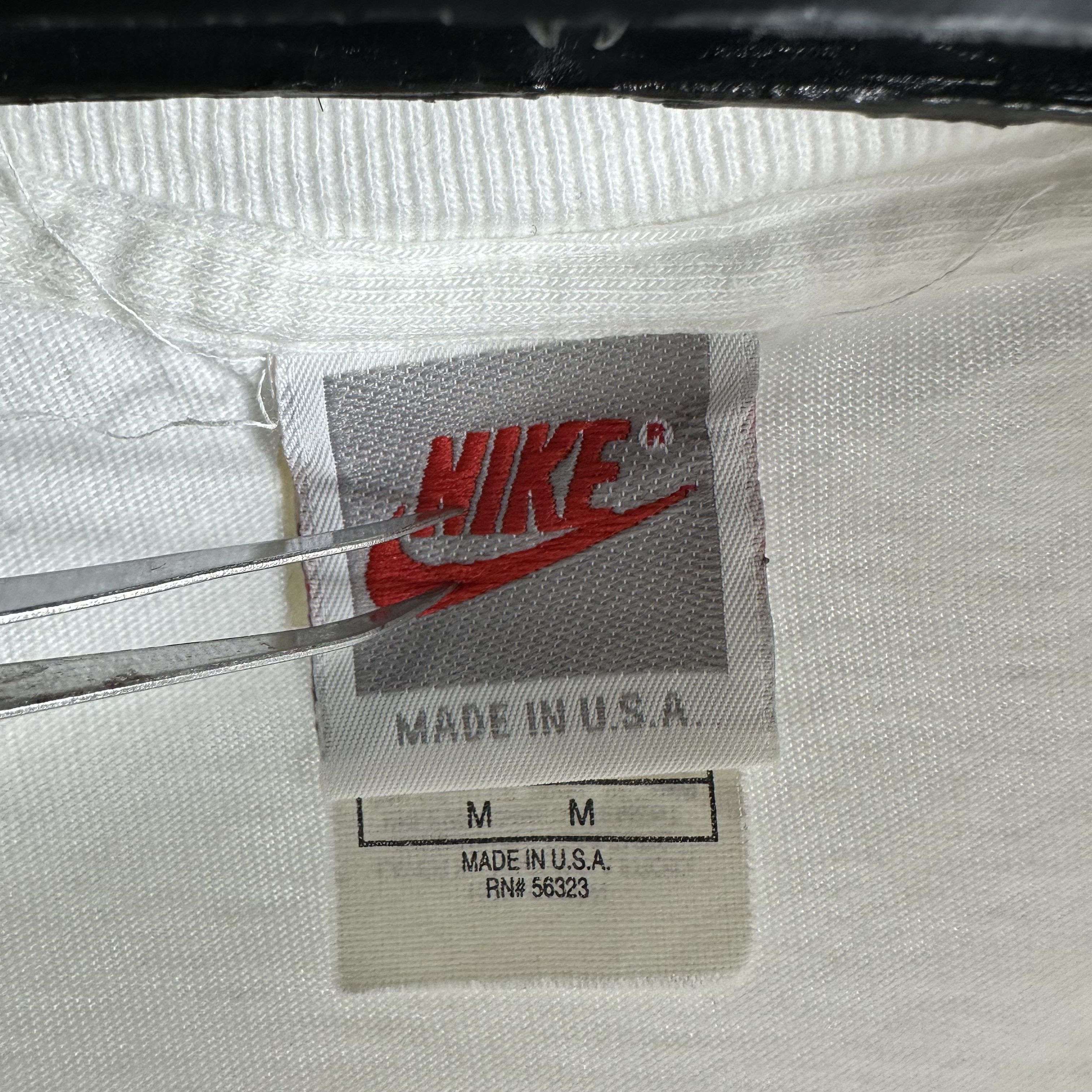 Vintage Nike 90s Run Walk It's A Pace Not A Race Graphic T-shirt Size US L / EU 52-54 / 3 - 5 Thumbnail