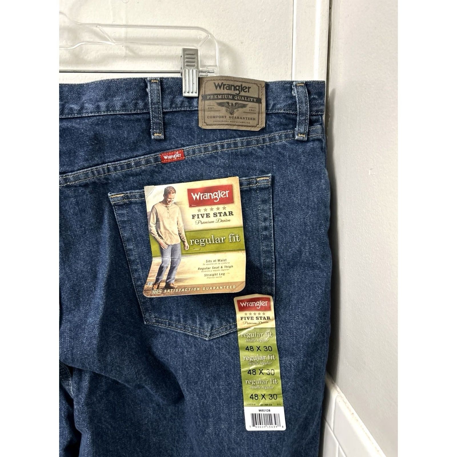 Wrangler Wrangler Five Star Jeans Mens 48x30 Blue Regular Fit Straight Leg Denim NWT Size US 32 / EU 48 - 4 Thumbnail