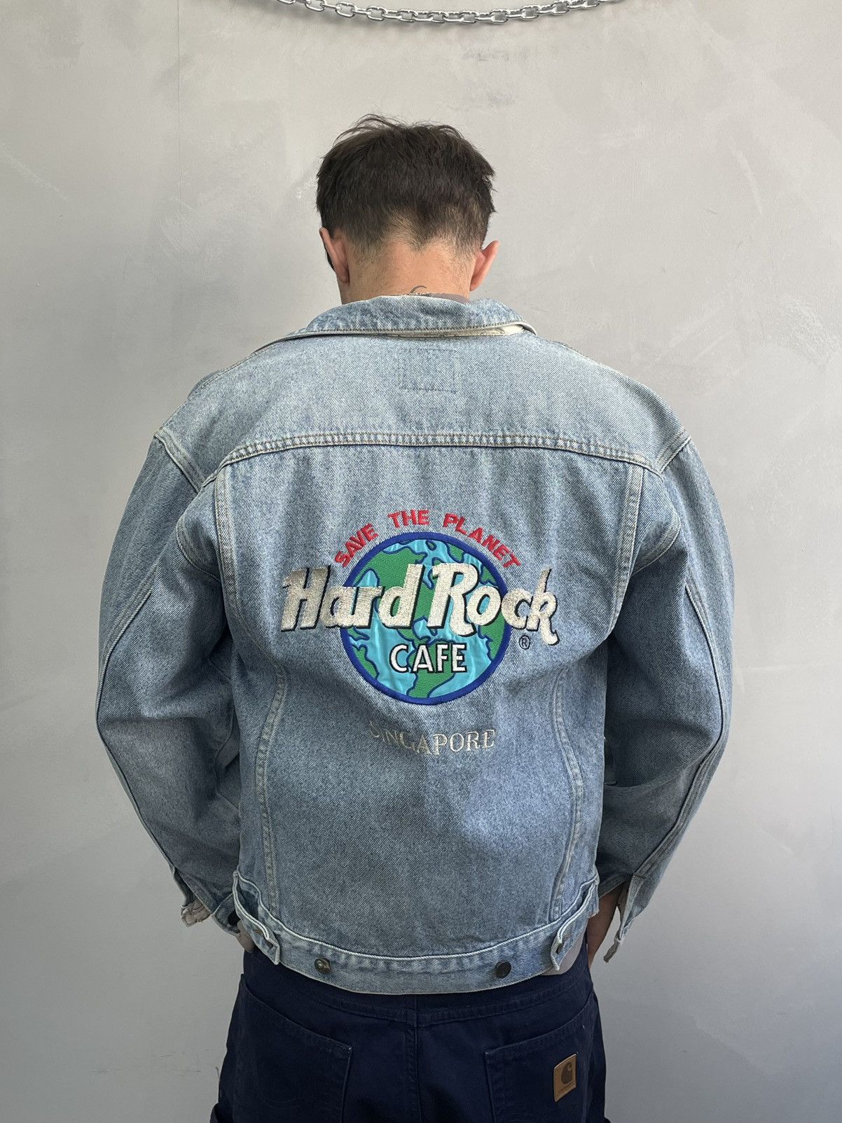 Hard Rock Cafe Rare 90s hard rock cafe Singapore trucker jacket y2k Size US S / EU 44-46 / 1 - 1 Thumbnail