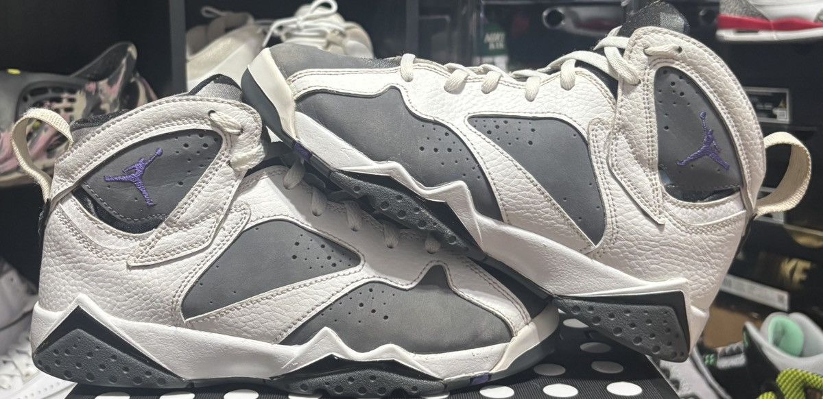 Jordan Brand Jordan 7 "Flint" GS Size US 5.5 / EU 38 - 1 Thumbnail