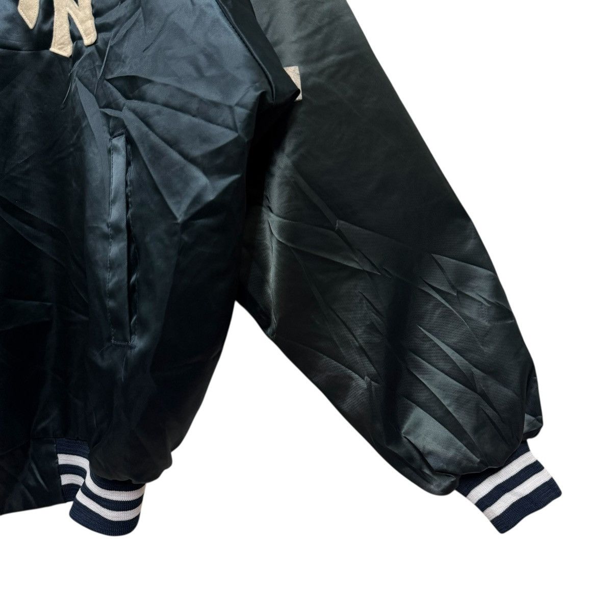 New York Yankees Vintage 90s NY Yankees Bomber Jacket Size US XL / EU 56 / 4 - 4 Thumbnail