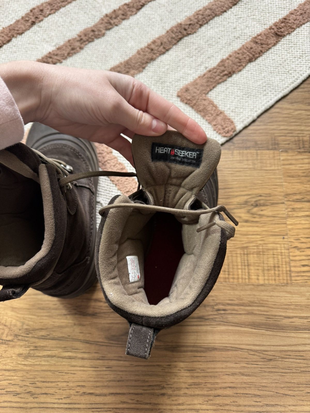 The North Face VINTAGE RARE THE NORTH FACE BROWN TRACKING RUBBER BOOTS Size US 6 / IT 36 - 6 Thumbnail