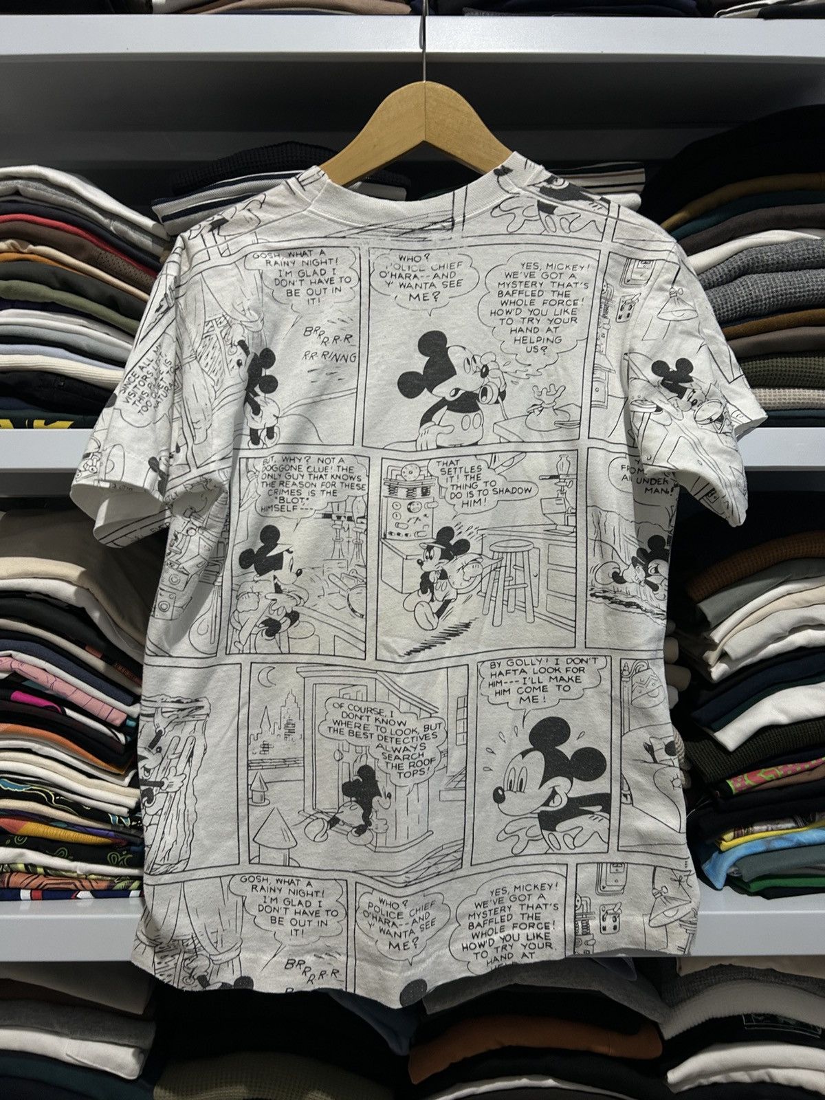 Disney Vintage 90s Mickey mouse AOP guam USA movie Tee by tag FOTL Size US M / EU 48-50 / 2 - 3 Thumbnail