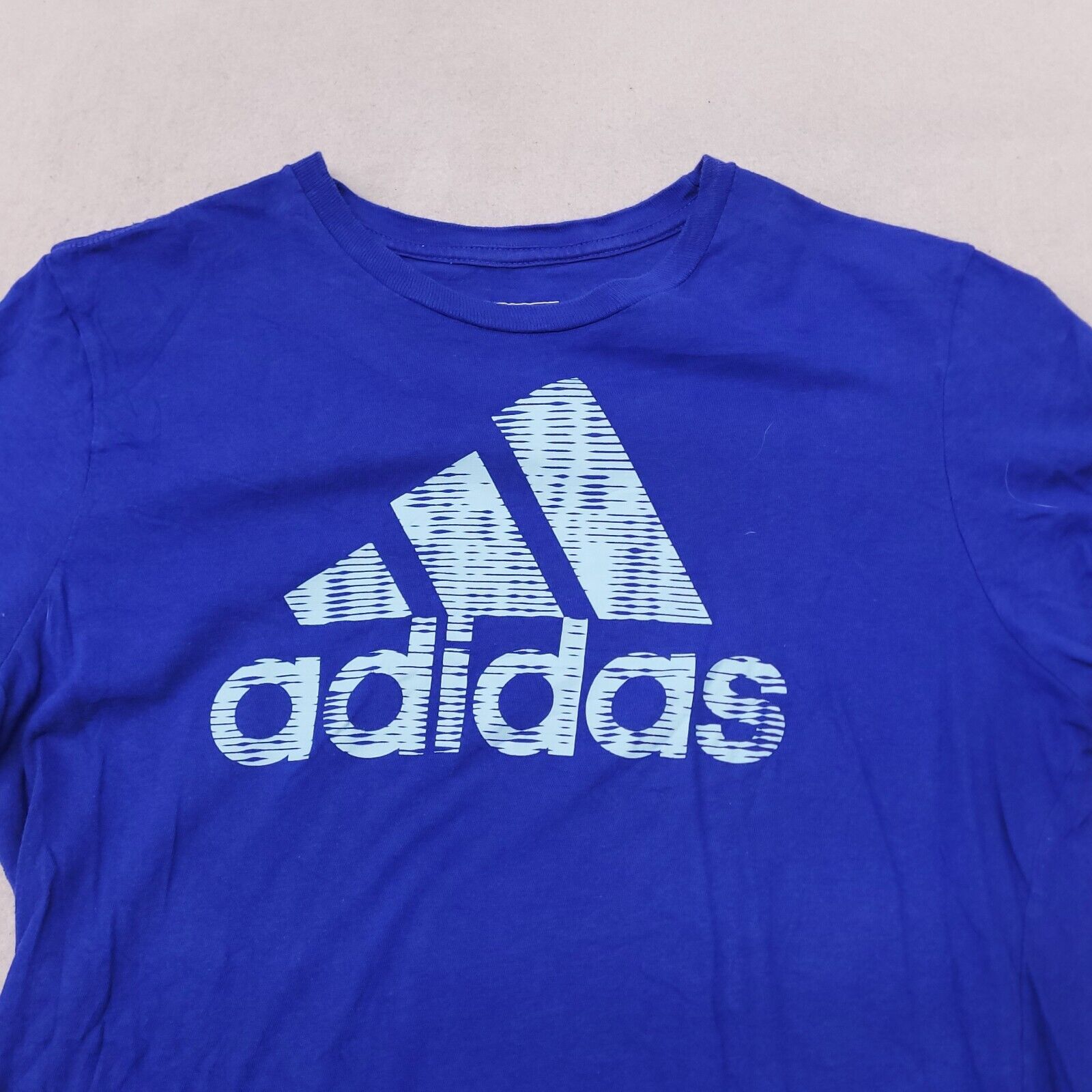Adidas Adidas Casual Pullover Graphic T Shirt Womens Size Medium M Size M / US 6-8 / IT 42-44 - 1 Thumbnail
