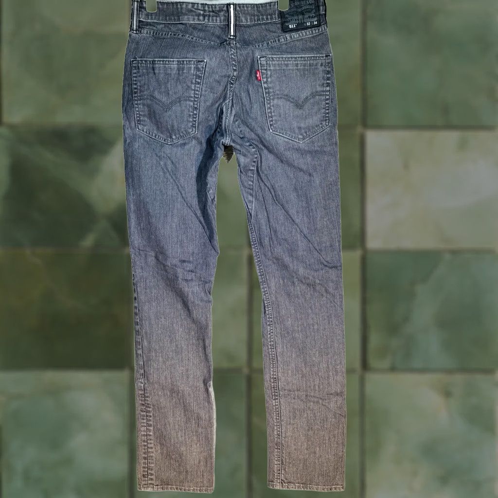 Levi's Levis 511 Jeans Mens 32x33 Gray Light Wash Slim Taper Stretch Denim Zip Fly Size US 32 / EU 48 - 1 Thumbnail