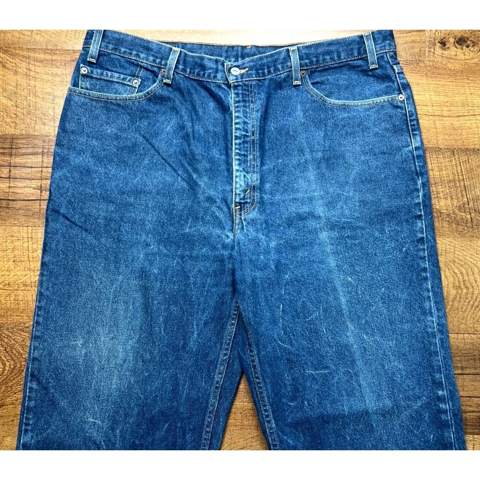 Levi's VTG LEVIS 901 Jeans Mens 42x32 Stonewashed Relaxed Straight Leg 2001 Distressed Blue Denim 100% Cotton Size US 42 / EU 58 - 4 Thumbnail