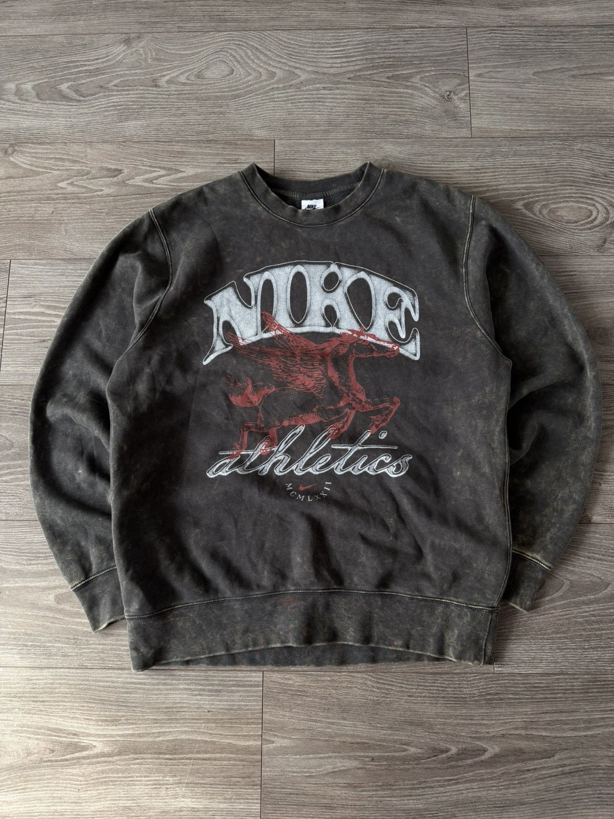 Nike Nike Sportswear Athletics Avant garde Opium Print Sweatshirt Size US M / EU 48-50 / 2 - 9 Thumbnail