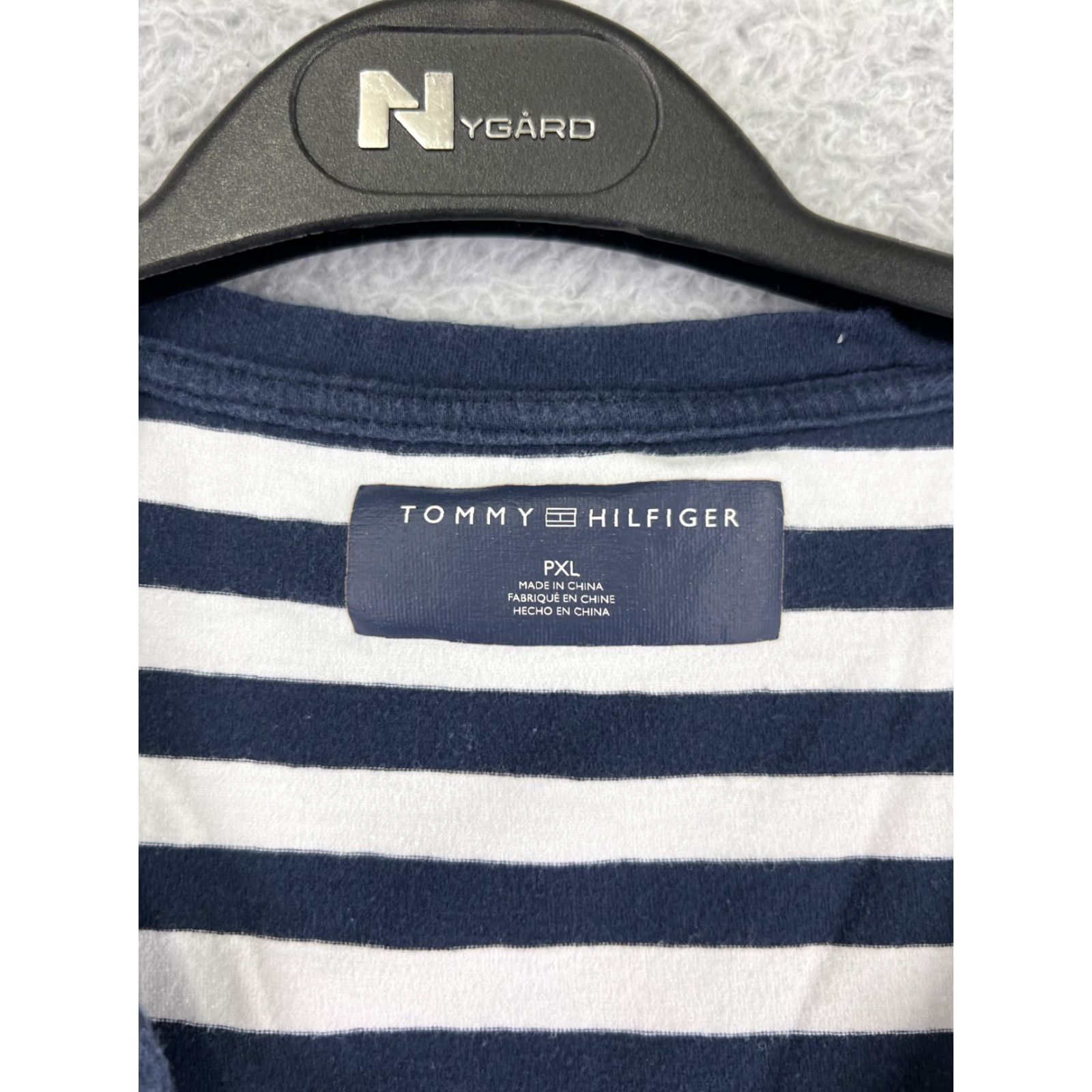 Tommy Hilfiger Tommy Hilfiger Shirt Womens Extra Large Blue Striped Petite Heart Embroidered Size XL / US 12-14 / IT 48-50 - 7 Thumbnail