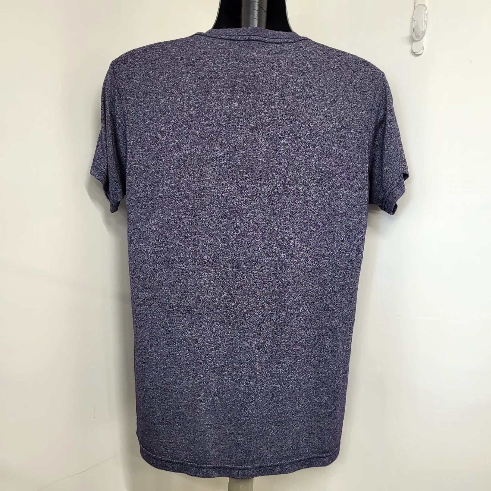 Vintage VINTAGE EST. Aero 1987 T-shirt Men’s Size Large Gray White Print Cotton Blend Preppy 90s Beach Punk Logo Aerosmith Aeropostale Mens Shirt Size US L / EU 52-54 / 3 - 5 Thumbnail