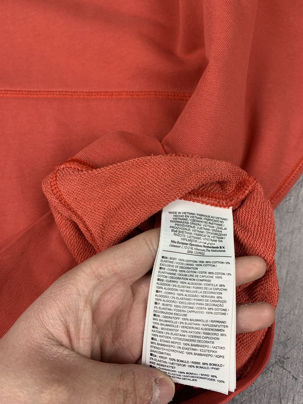 Nike Vintage Y2K Nike Swoosh Hoodie Big Logo Red Heavy Cotton Size US L / EU 52-54 / 3 - 14 Thumbnail