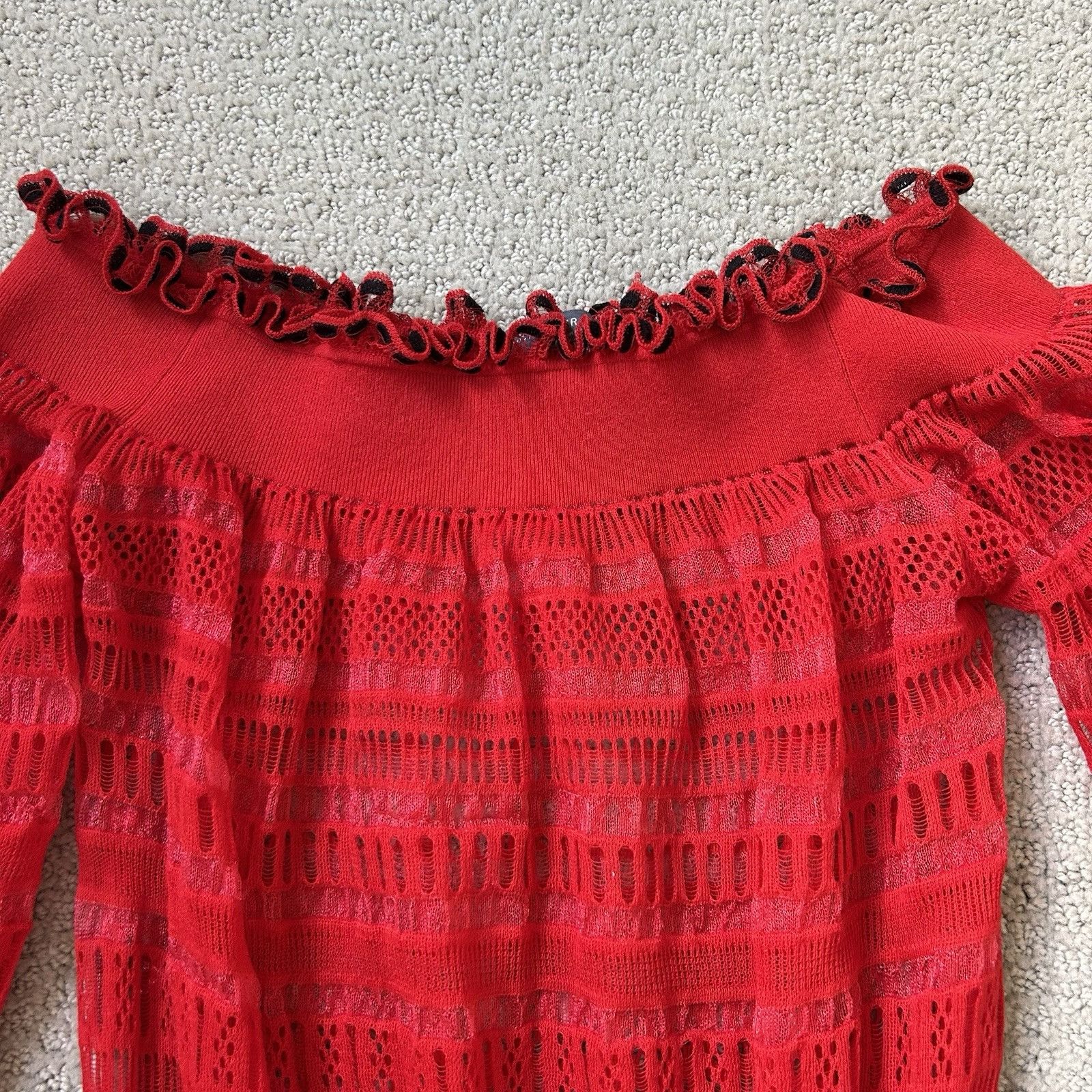 Alexander McQueen Alexander McQueen Vintage 90s Red Off The Shoulder Sheer Lac Size S / US 4 / IT 40 - 3 Thumbnail