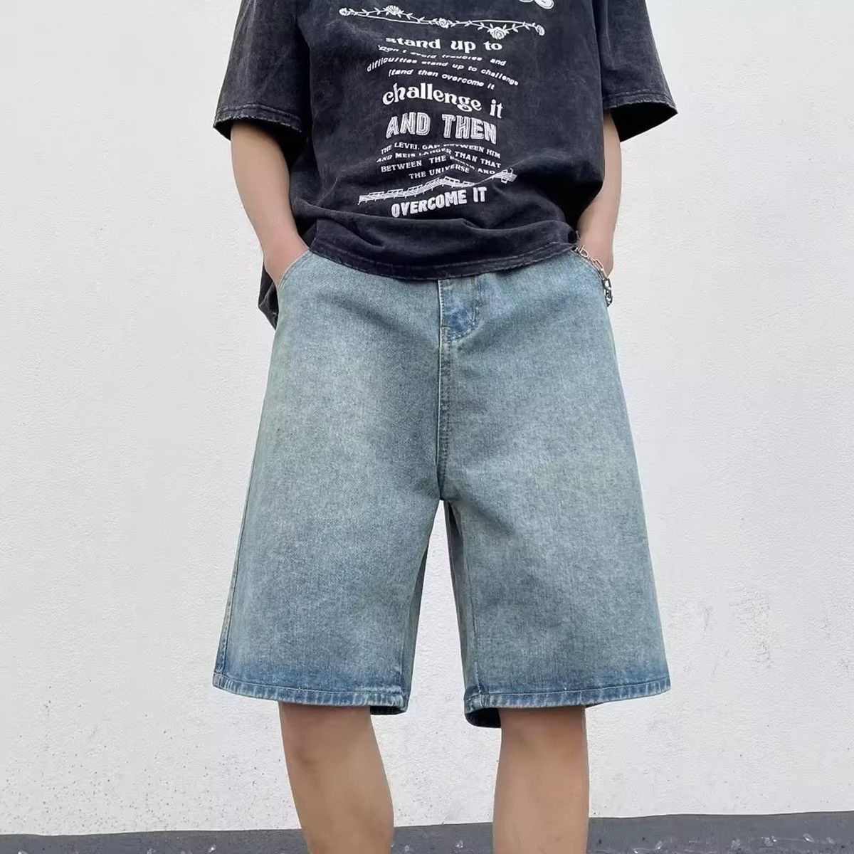 Jean Short Denim Pant Size US 28 / EU 44 - 2 Thumbnail