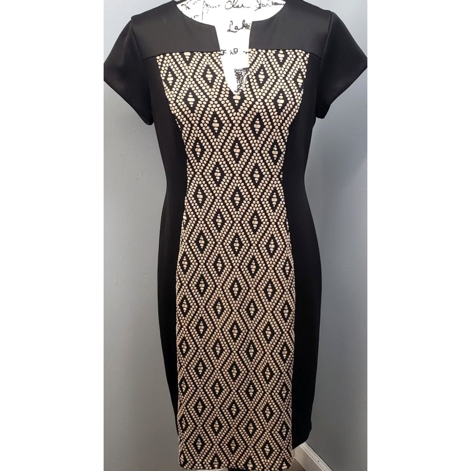 Vintage Connected Womens Bodycon Dress 10 Black Tan Cap Sleeve Back Zip V-Neck Stretch Geometric Square Pattern 38" Length 16" Chest 38" Length 38" Mens? Size L / US 10 / IT 46 - 2 Thumbnail
