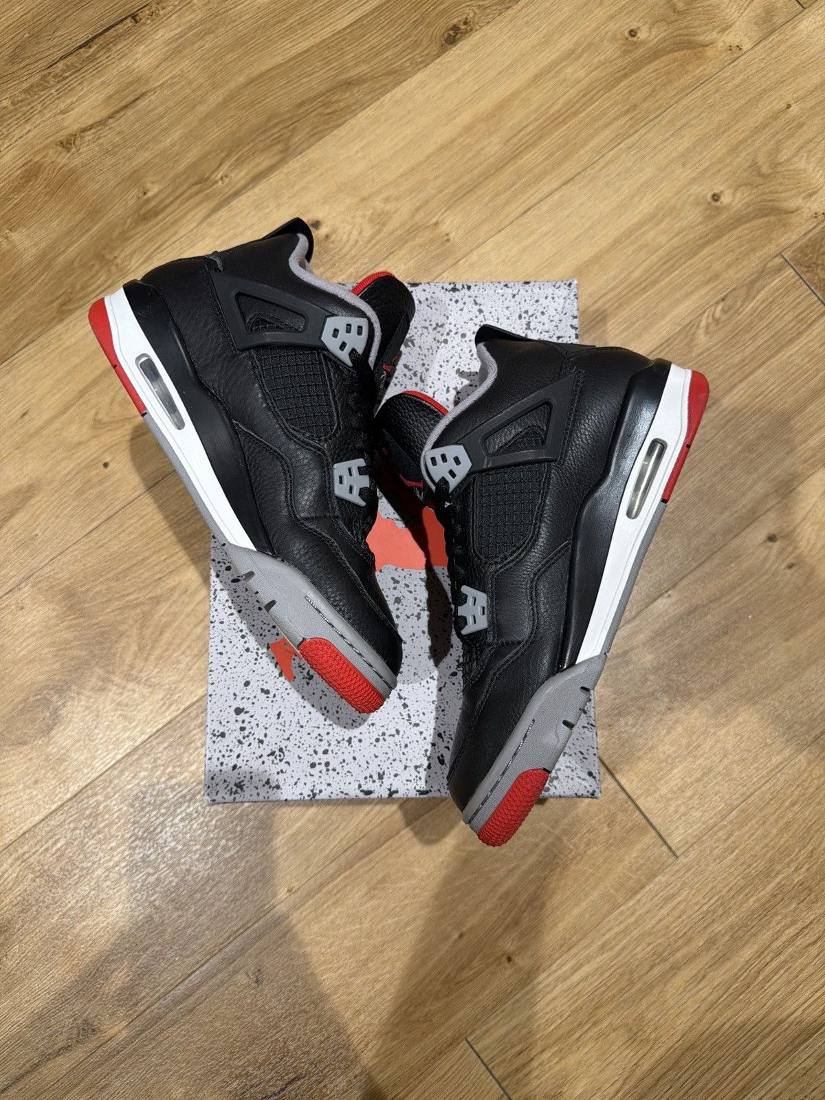 Jordan Brand Air Jordan 4 Retro GS “Bred Reimagined” Size US 7 / EU 40 - 6 Thumbnail