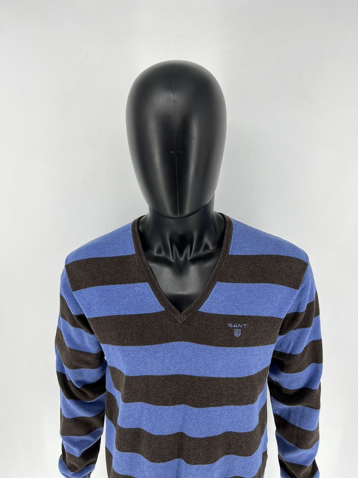 Gant × Vintage Gant Vintage Extra Fine Lambswool V Neck Sweater Size L Size US M / EU 48-50 / 2 - 5 Thumbnail