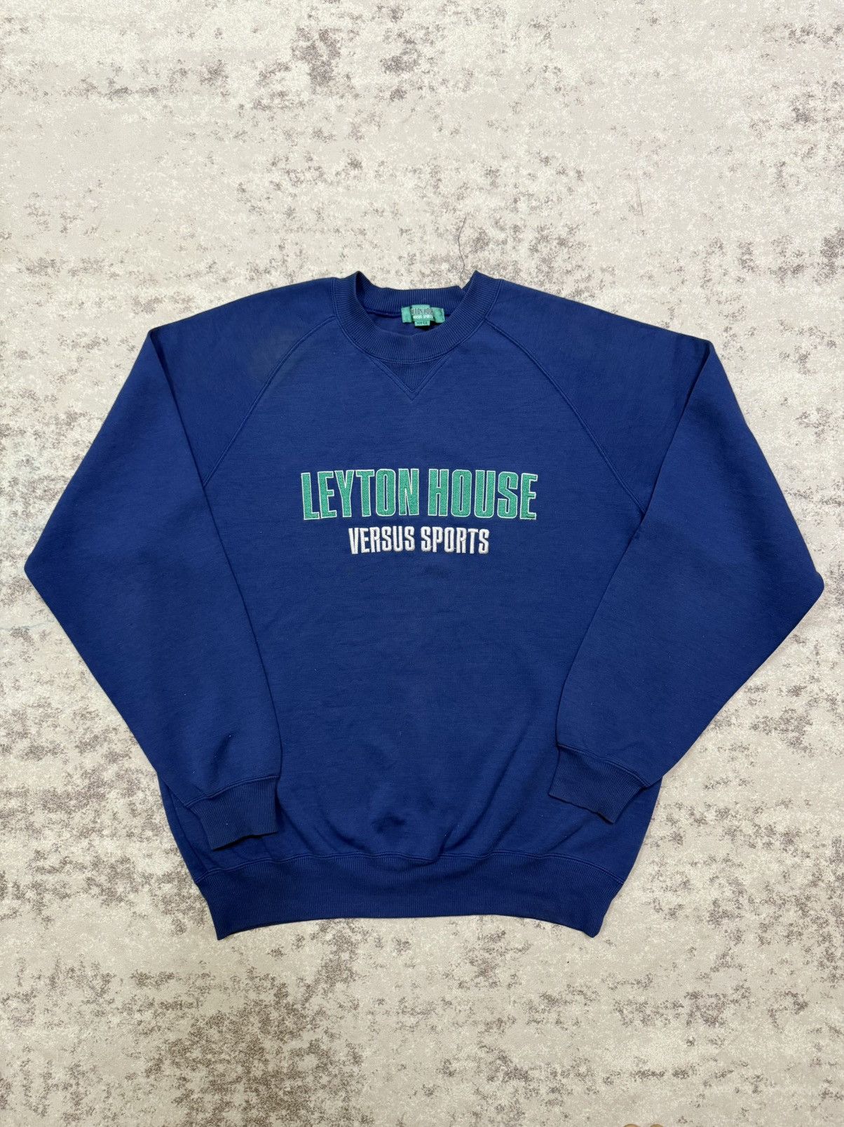 Vintage Vintage 90s Leyton House Versus Sports Biglog Sweatshirt Size US XL / EU 56 / 4 - 3 Thumbnail