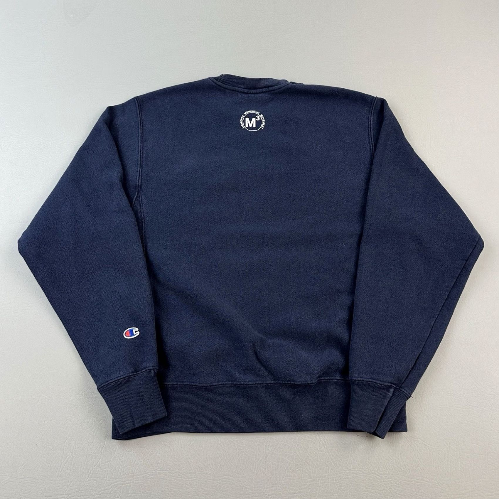 Champion VINTAGE Champion Reverse Weave Sweatshirt Mens M Heavyweight Pullover Blue 90s Retro USA Logo Embroidered Size US M / EU 48-50 / 2 - 6 Thumbnail