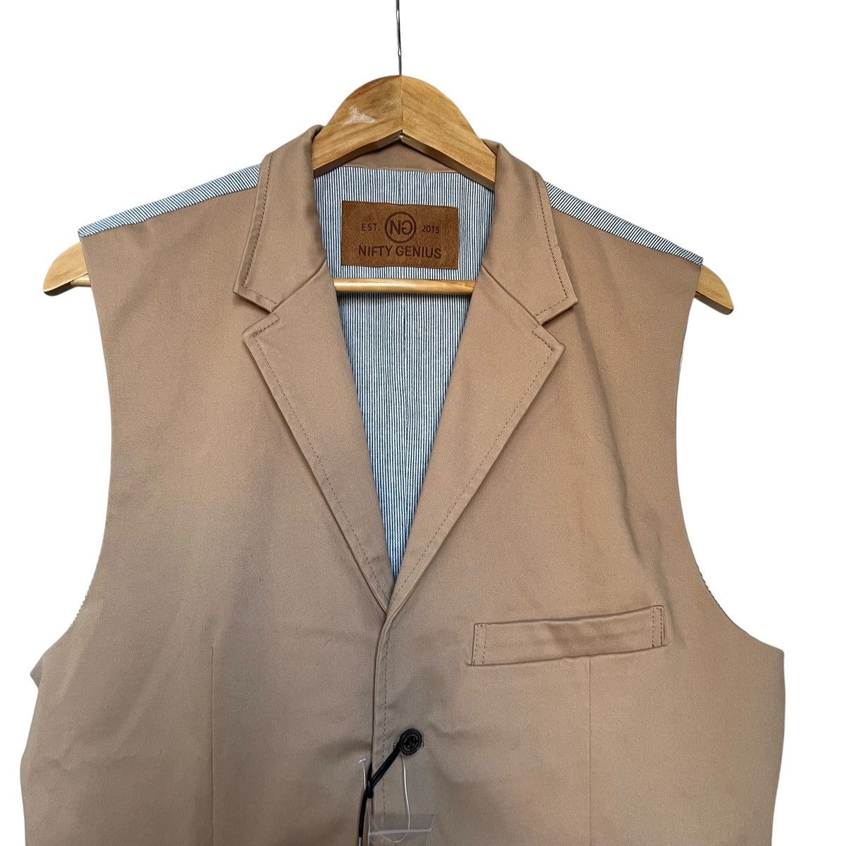 Other Men’s Nifty Genius Cooper Stretch Tan Vest Size M Size US M / EU 48-50 / 2 - 4 Thumbnail