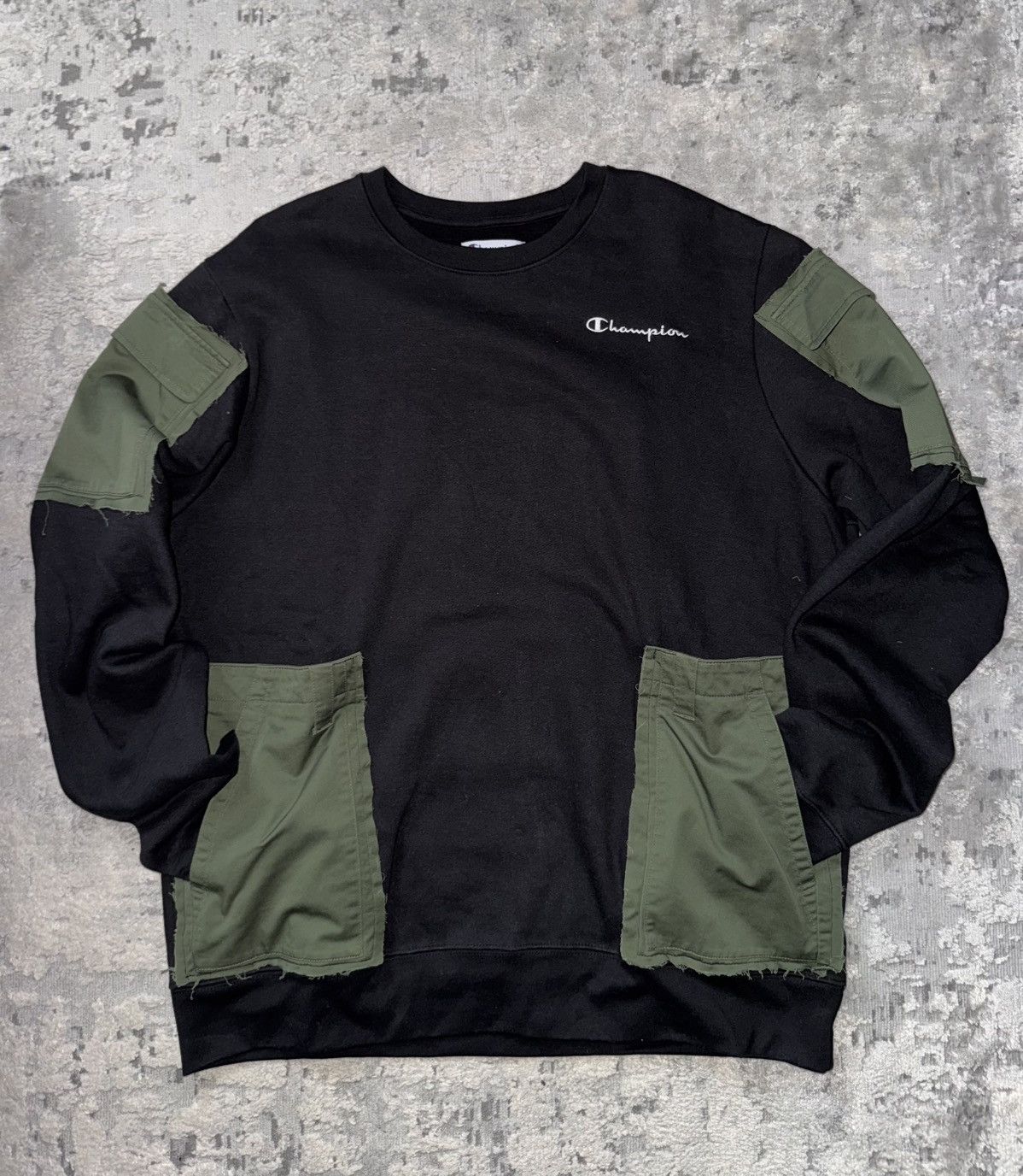 Champion Custom Champion Multi Pocket Distressed Crewneck Sweatshirt Size US XL / EU 56 / 4 - 1 Thumbnail