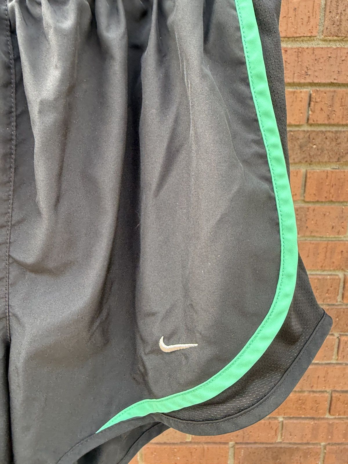 Nike Nike Dri-Fit Tempo 10K Running Shorts Black Multi Color Size 24" / US 00 / IT 34 - 2 Thumbnail