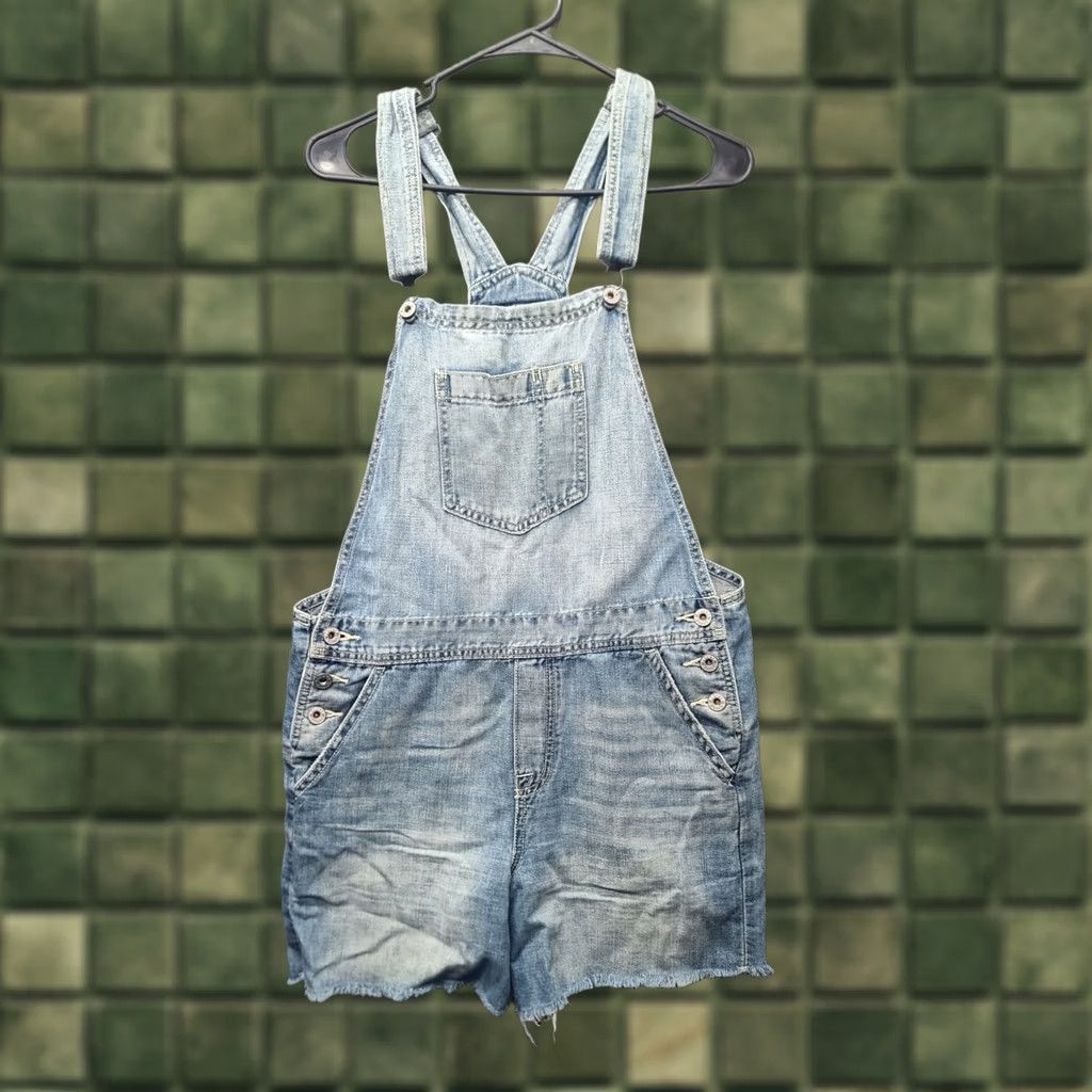 Lucky Brand Lucky Brand Shortalls Womens M Denim Shortalls Distressed Retro Casual Pockets 4 in Inseam Cotton Linen Blue Relaxed Size 32" / US 10 / IT 46 - 1 Thumbnail