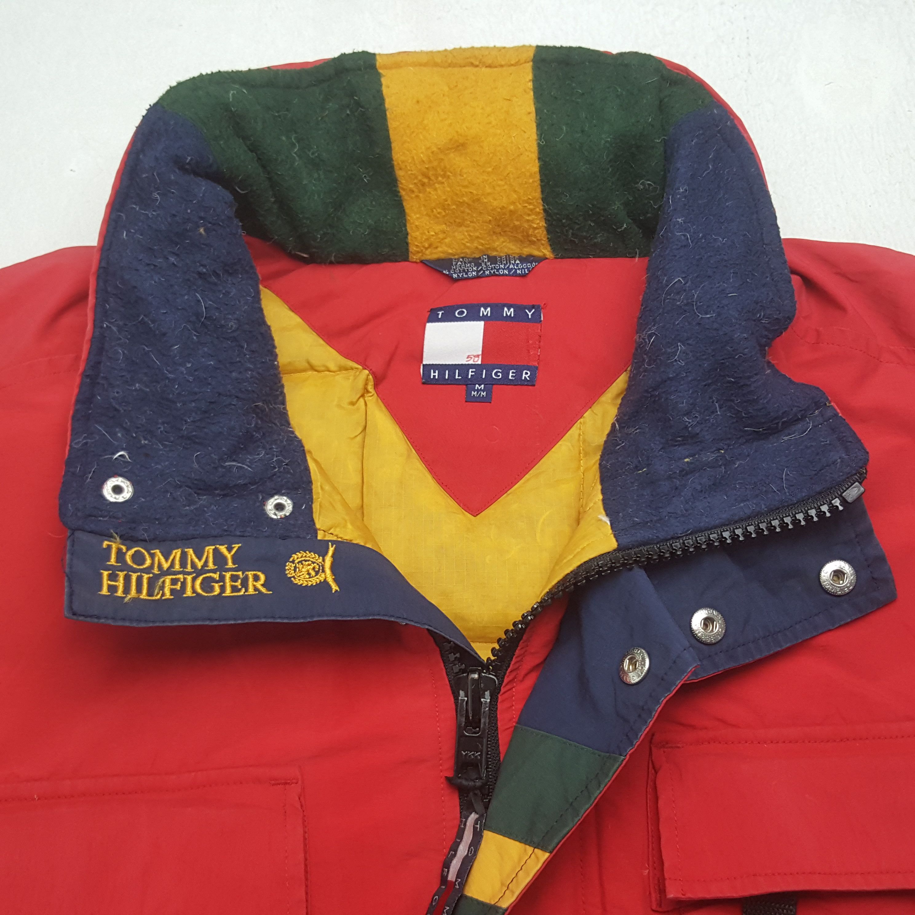 Tommy Hilfiger Vintage Tommy Hilfiger Puffer Jacket Size US M / EU 48-50 / 2 - 5 Thumbnail