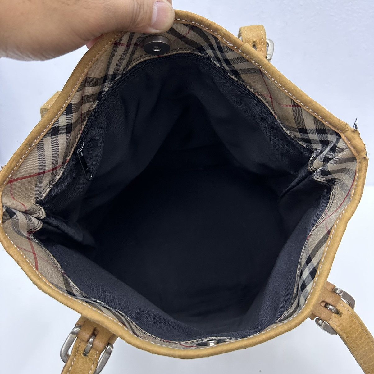 Burberry ‼️YES‼️BURBERRYS BLUE LABEL NOVA CHECK BUCKET SHOULDER BAG Size ONE SIZE - 15 Thumbnail