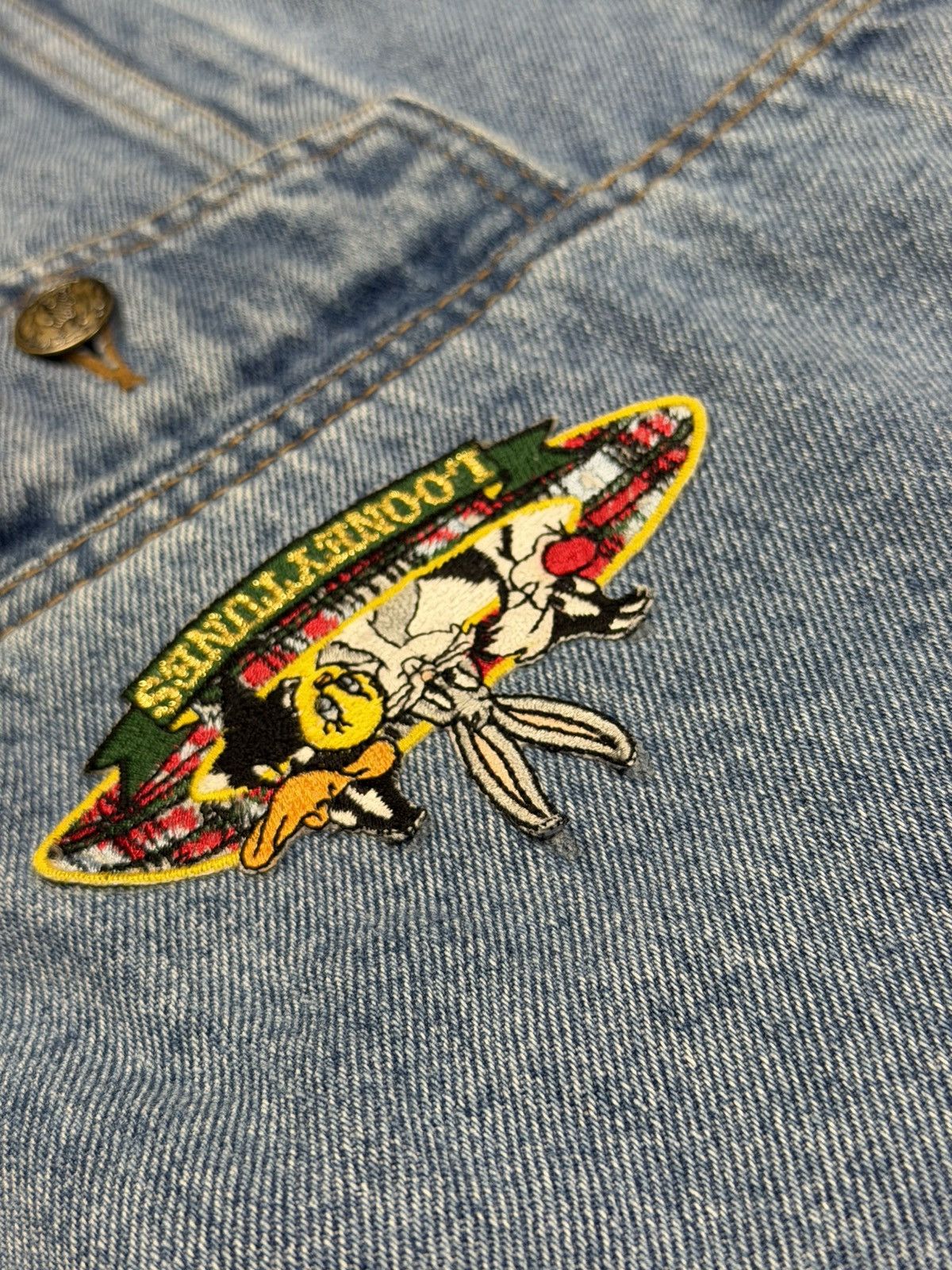 Warner Bros Vintage Looney Tunes Blue Denim Trucker Jacket Tweety Bugs Size US M / EU 48-50 / 2 - 11 Thumbnail