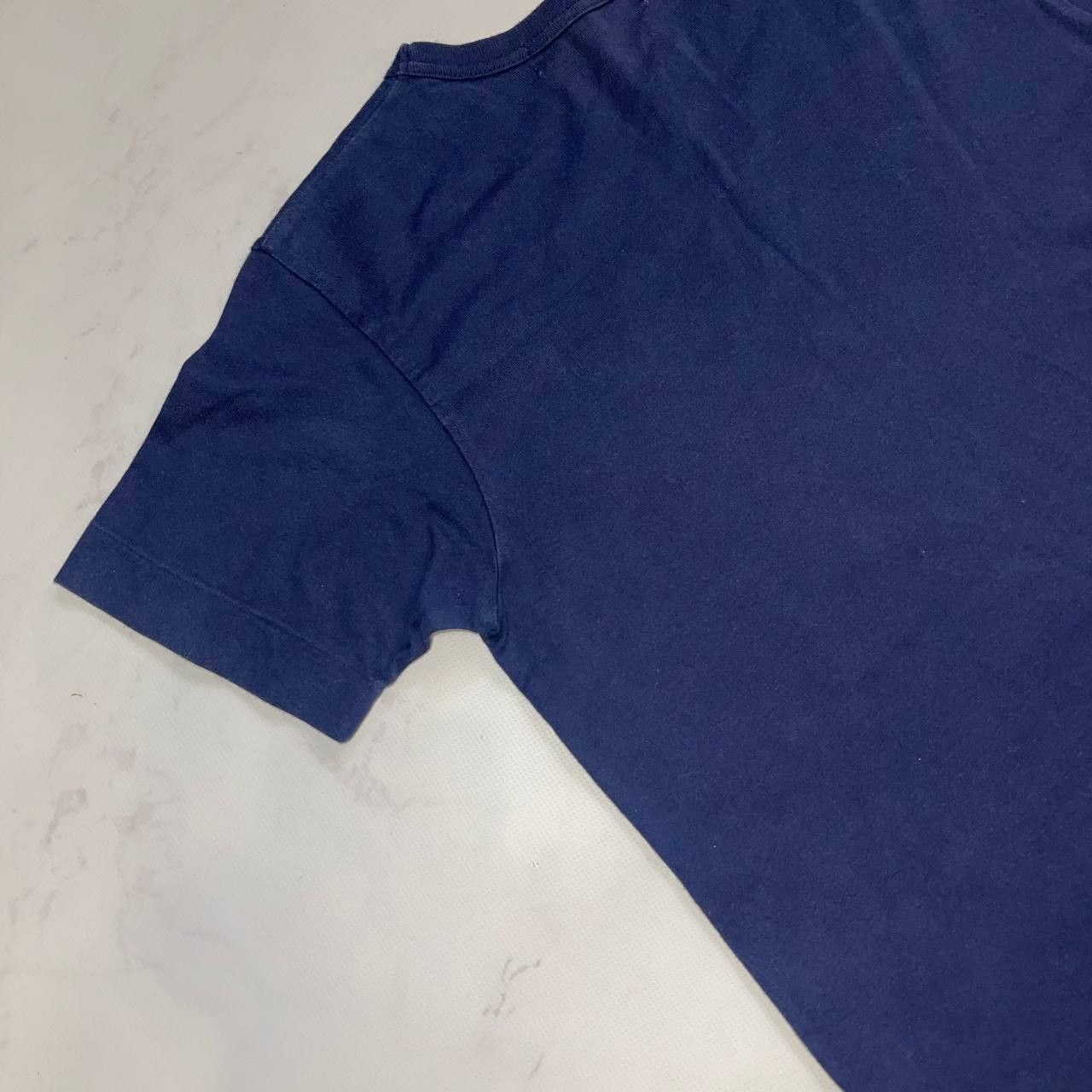 Comme des Garcons Comme Des Garcons Play CDG Yellow Heart Logo T Shirt Size L Size US L / EU 52-54 / 3 - 10 Thumbnail