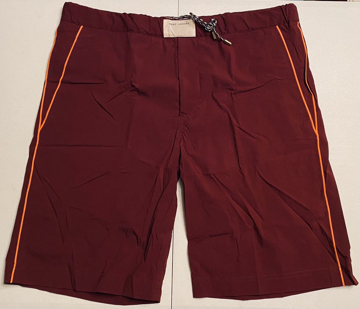 Marc Jacobs Marc Jacobs 🇮🇹 Dark Red Electric Logo Board Shorts 50 NEW Size US 34 / EU 50 - 1 Thumbnail