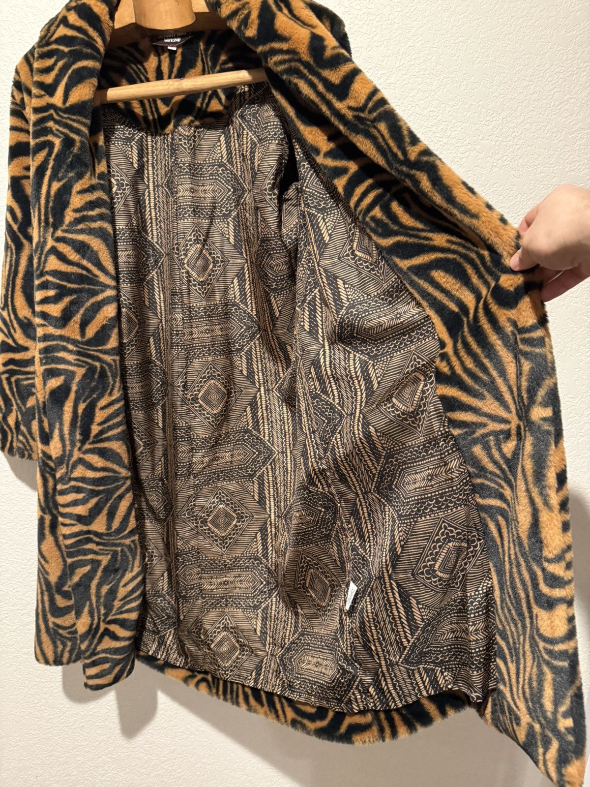 Johnny Was Johnny Was Workshop Faux Fur & Silk Robe Size M / US 6-8 / IT 42-44 - 3 Thumbnail