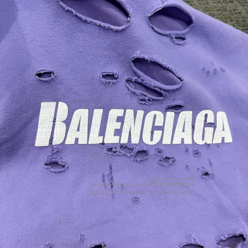 Balenciaga Balenciaga Ripped Distressed Logo Hoodie Lilac Size US XS / EU 42 / 0 - 3 Thumbnail
