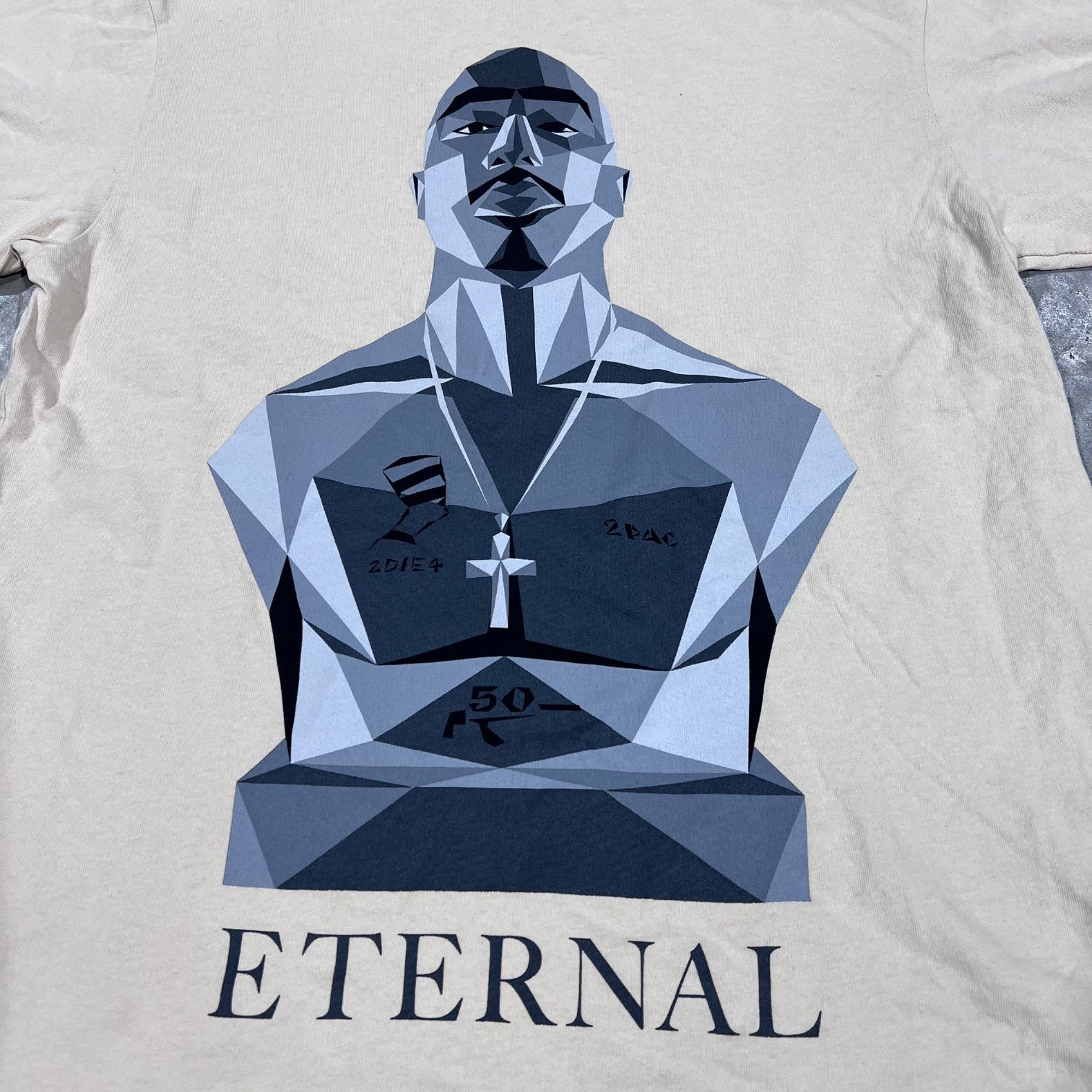 Other NEW FRAGMENT x 2PAC INTERSCOPE RECORDS CREAM TEE SZ MEDIUM Size US M / EU 48-50 / 2 - 2 Thumbnail