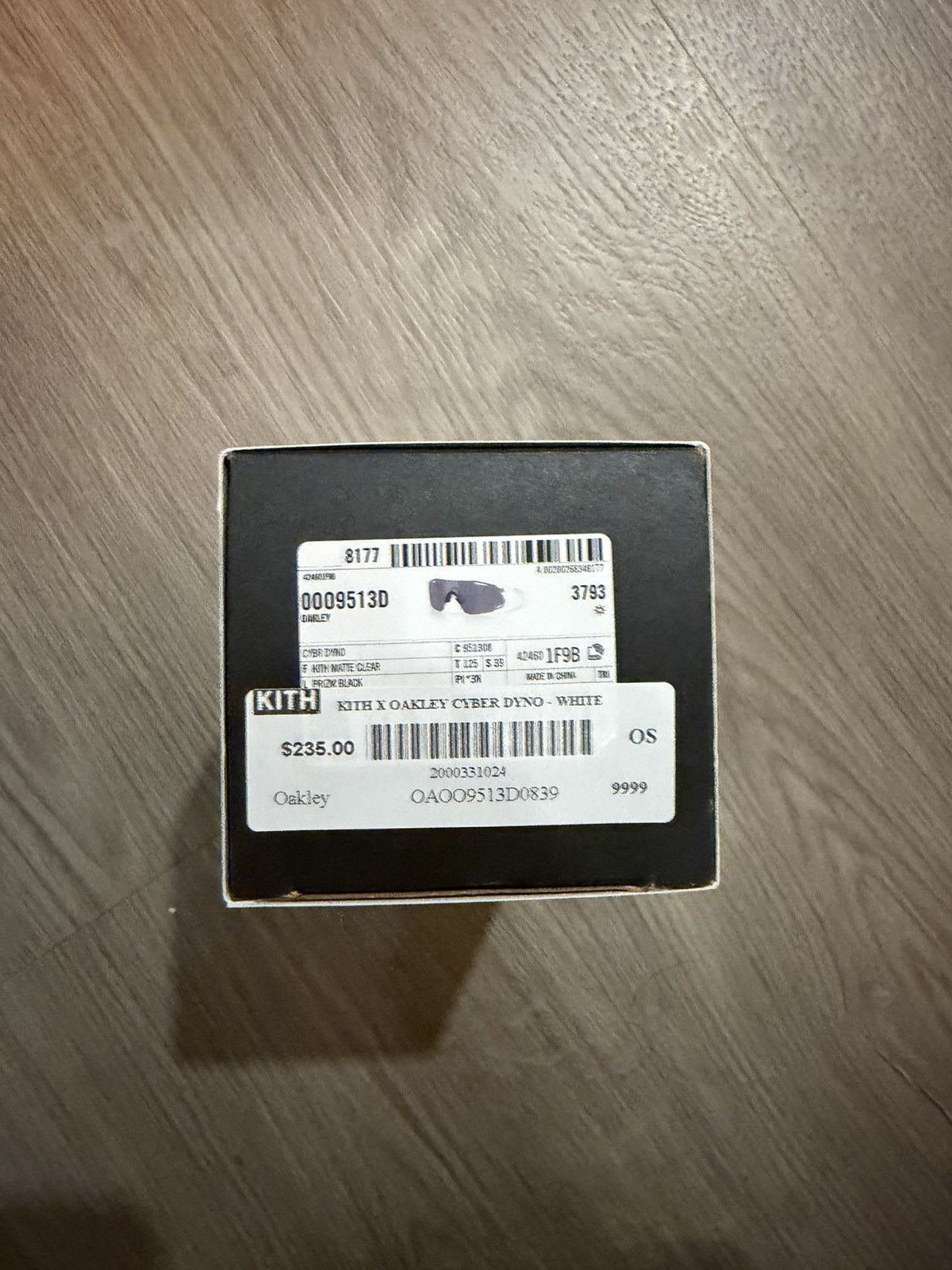 Oakley Kith Cyber Dyno
