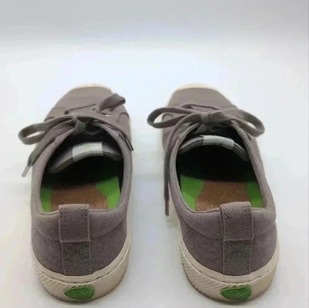 Designer Cariuma Canvas Sneakers Trainers Mystic Grey low rise M 10. Size US 10.5 / IT 40.5 - 7 Thumbnail